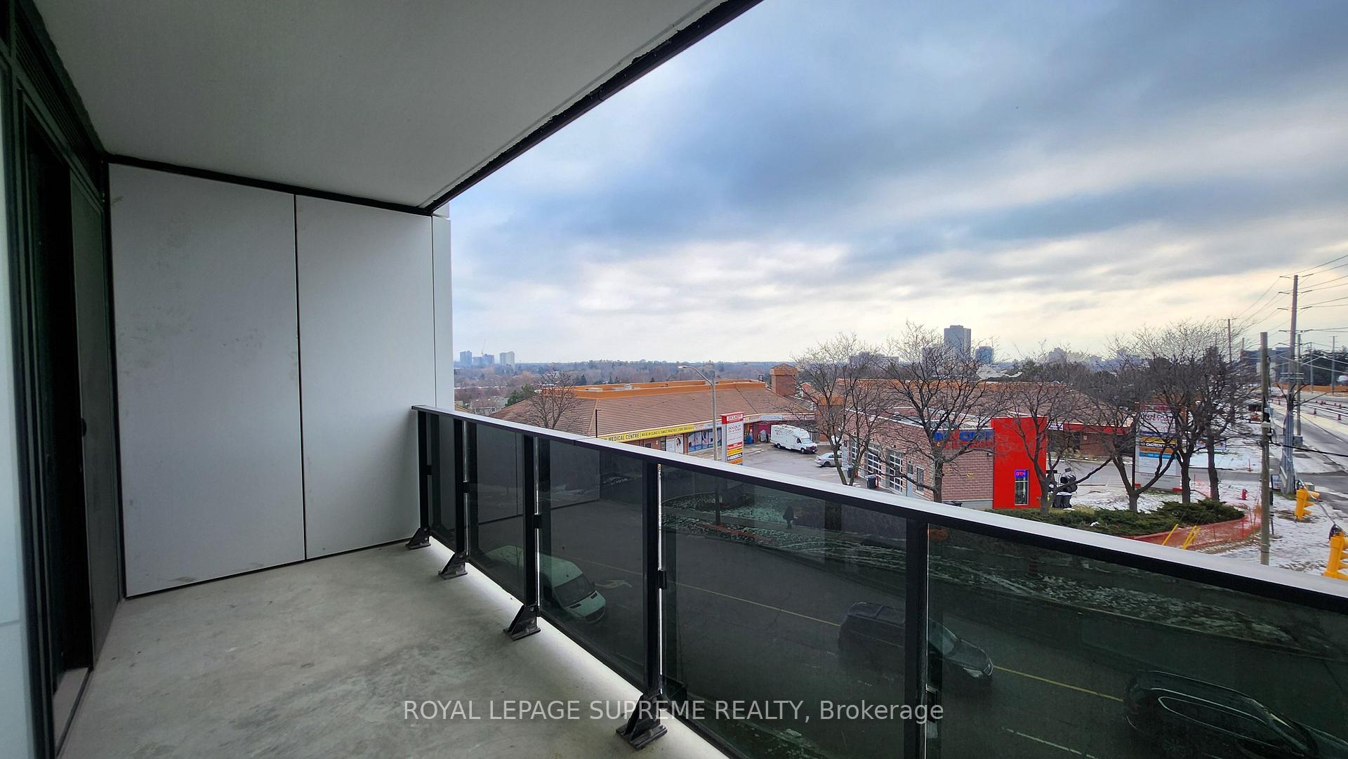 1 Fairview Road E 418