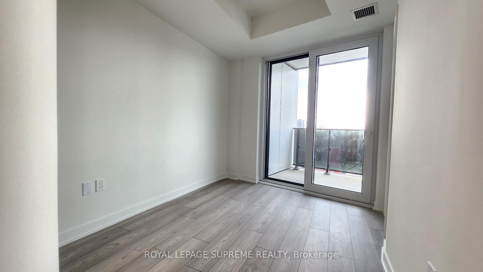 1 Fairview Road E 418