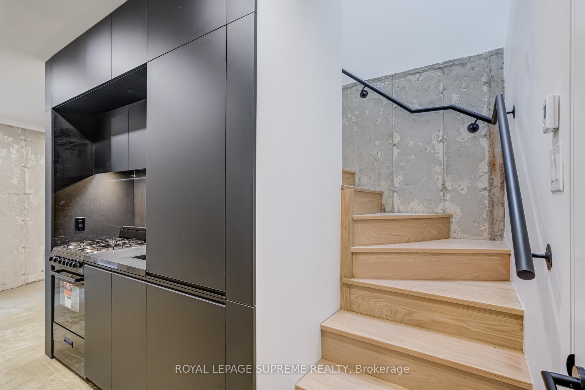 101 Bernice Crescent Garden