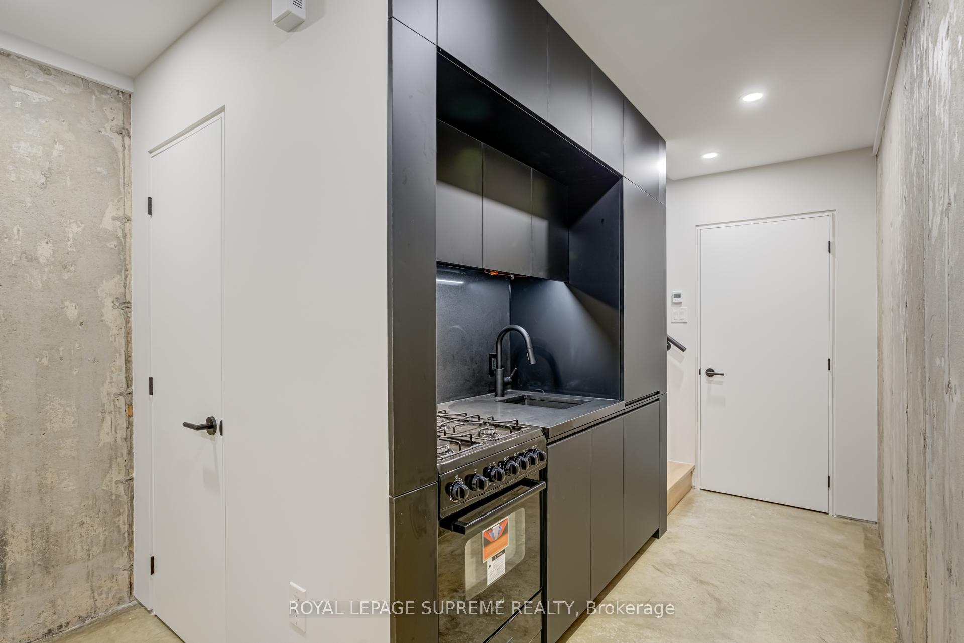 101 Bernice Crescent Garden