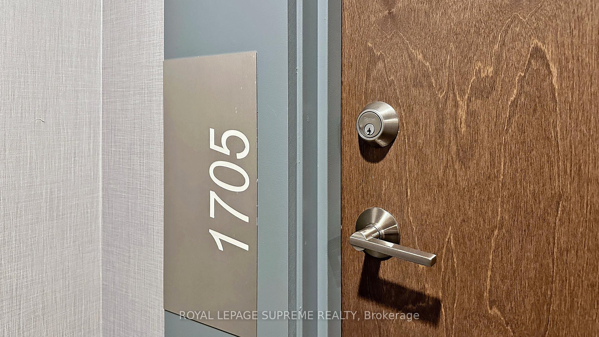 2220 Lakeshore Boulevard 1705