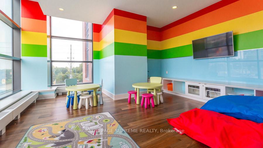 2220 Lakeshore Boulevard 1705