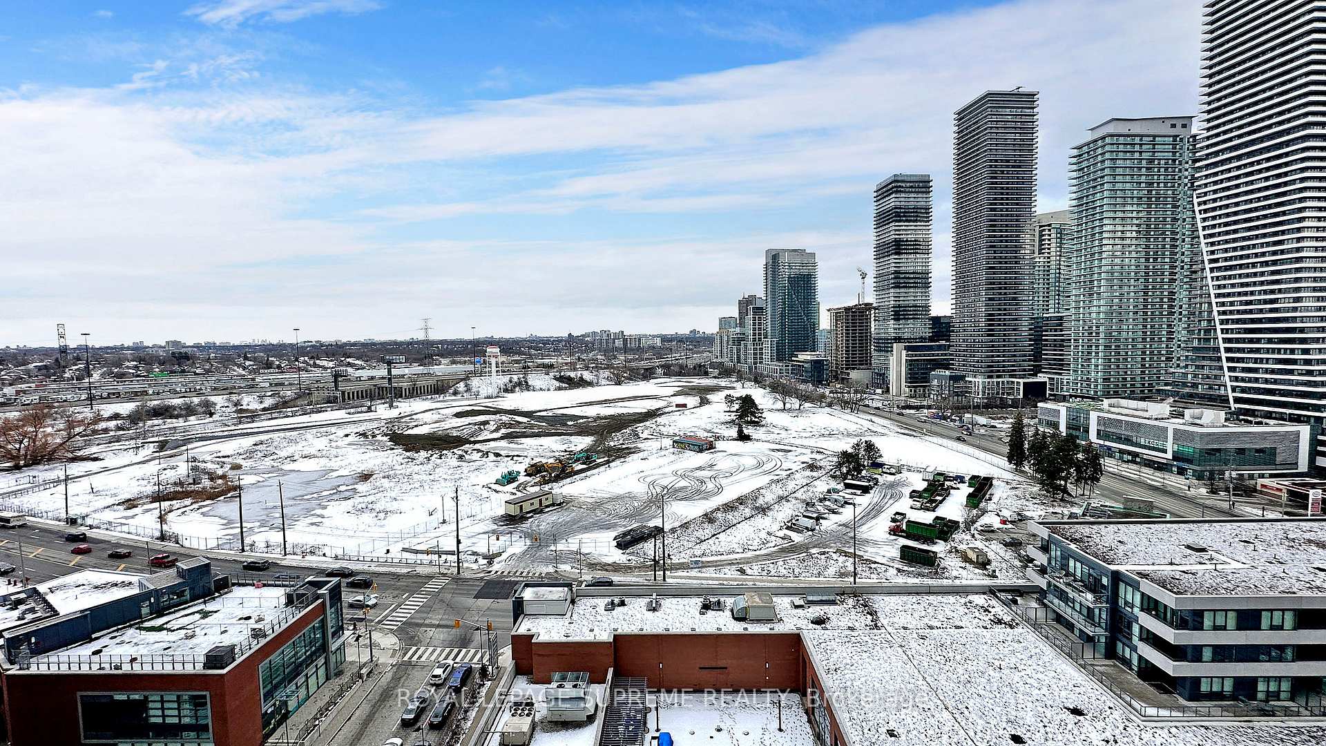 2220 Lakeshore Boulevard 1705