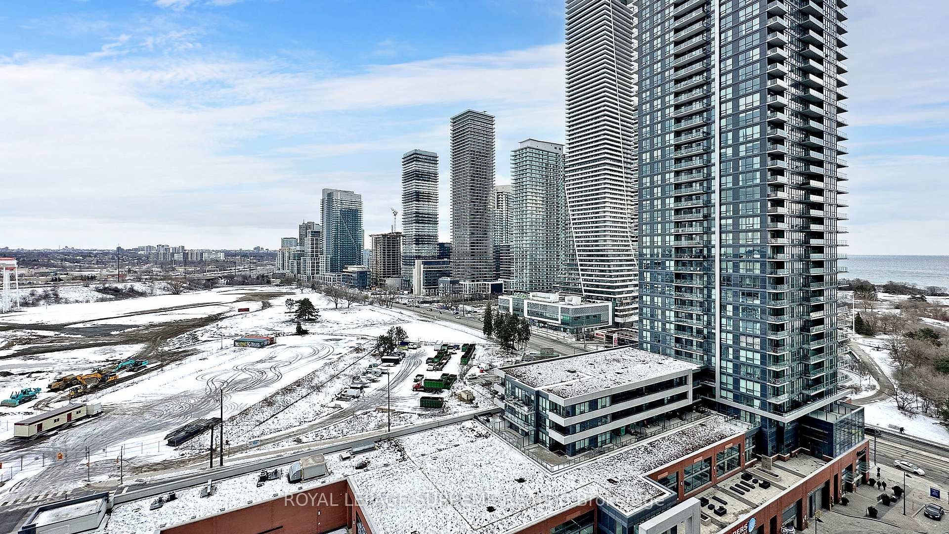 2220 Lakeshore Boulevard 1705