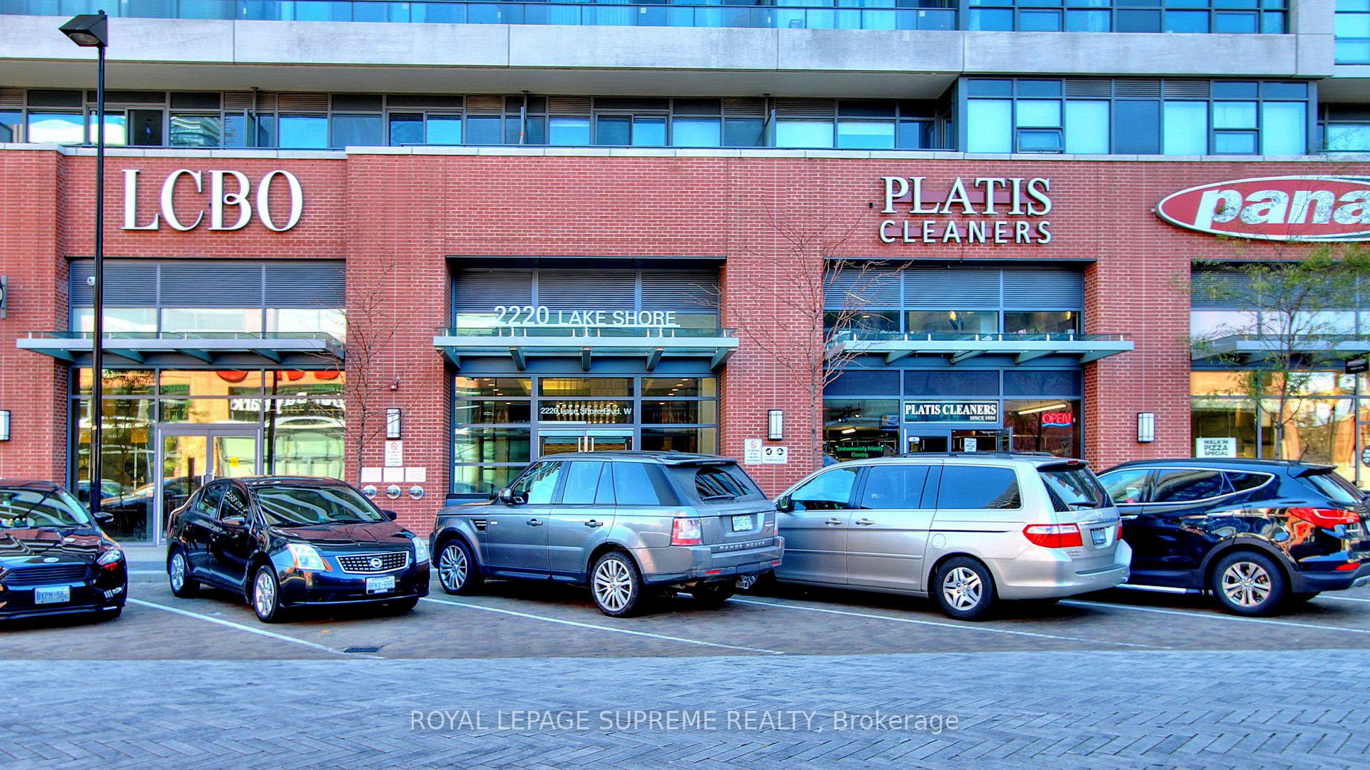 2220 Lakeshore Boulevard 1705