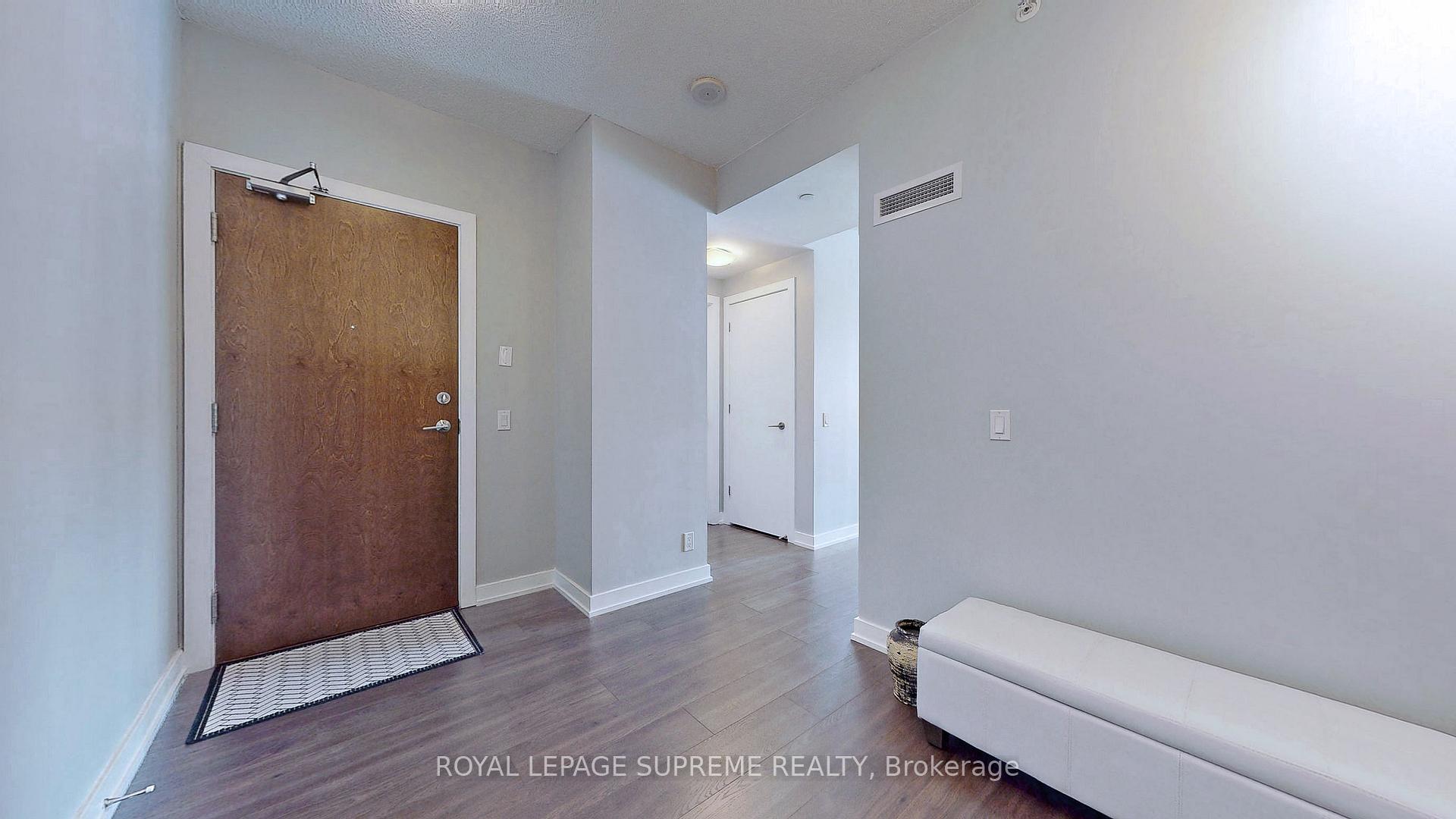 2220 Lakeshore Boulevard 1705