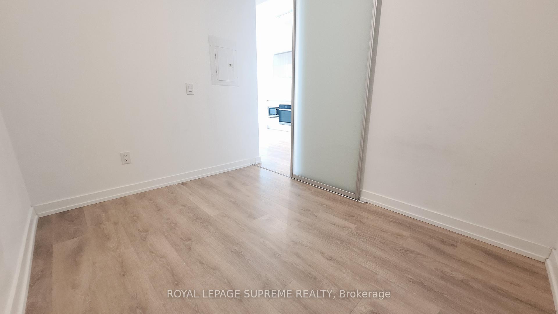 1100 Sheppard Avenue W LPH15