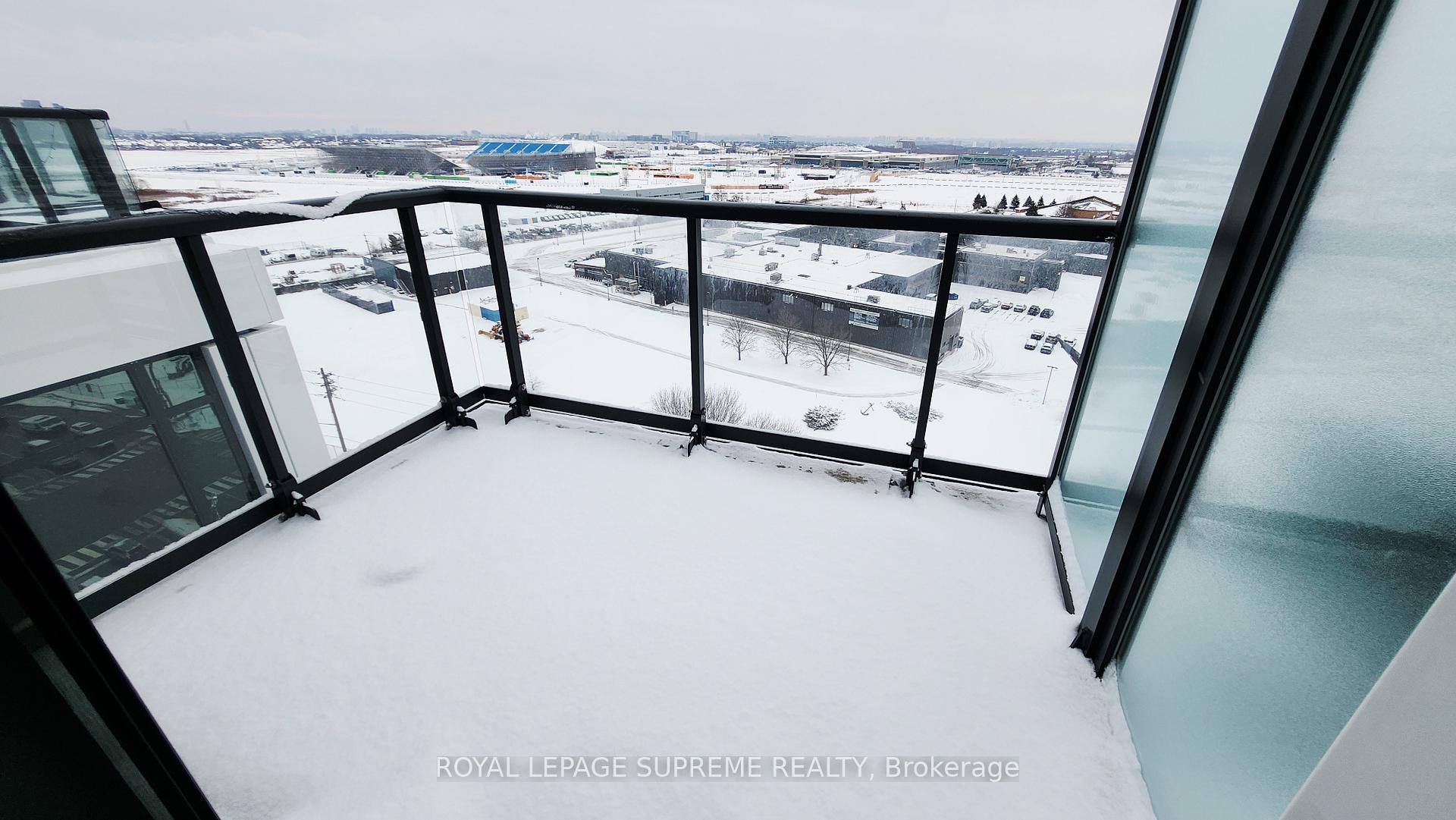 1100 Sheppard Avenue W LPH15