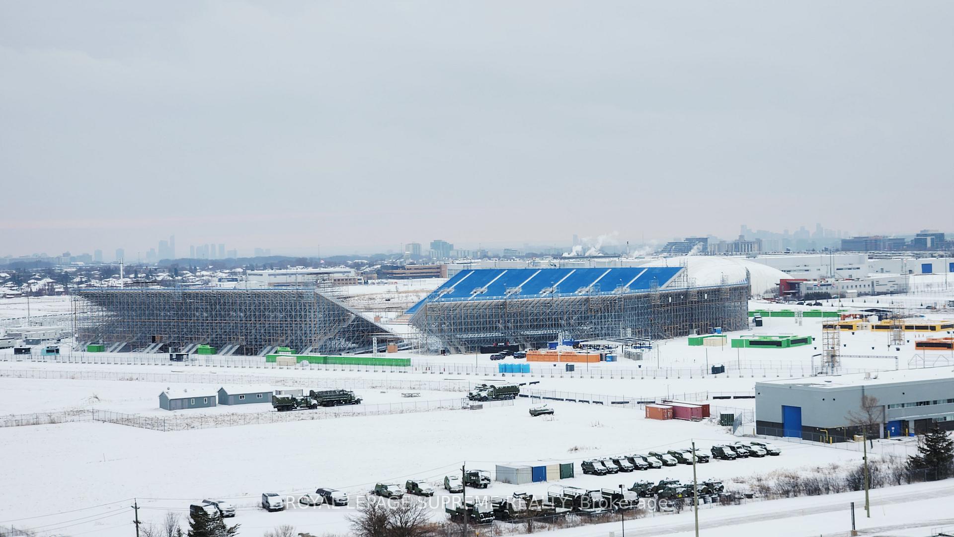 1100 Sheppard Avenue W LPH15