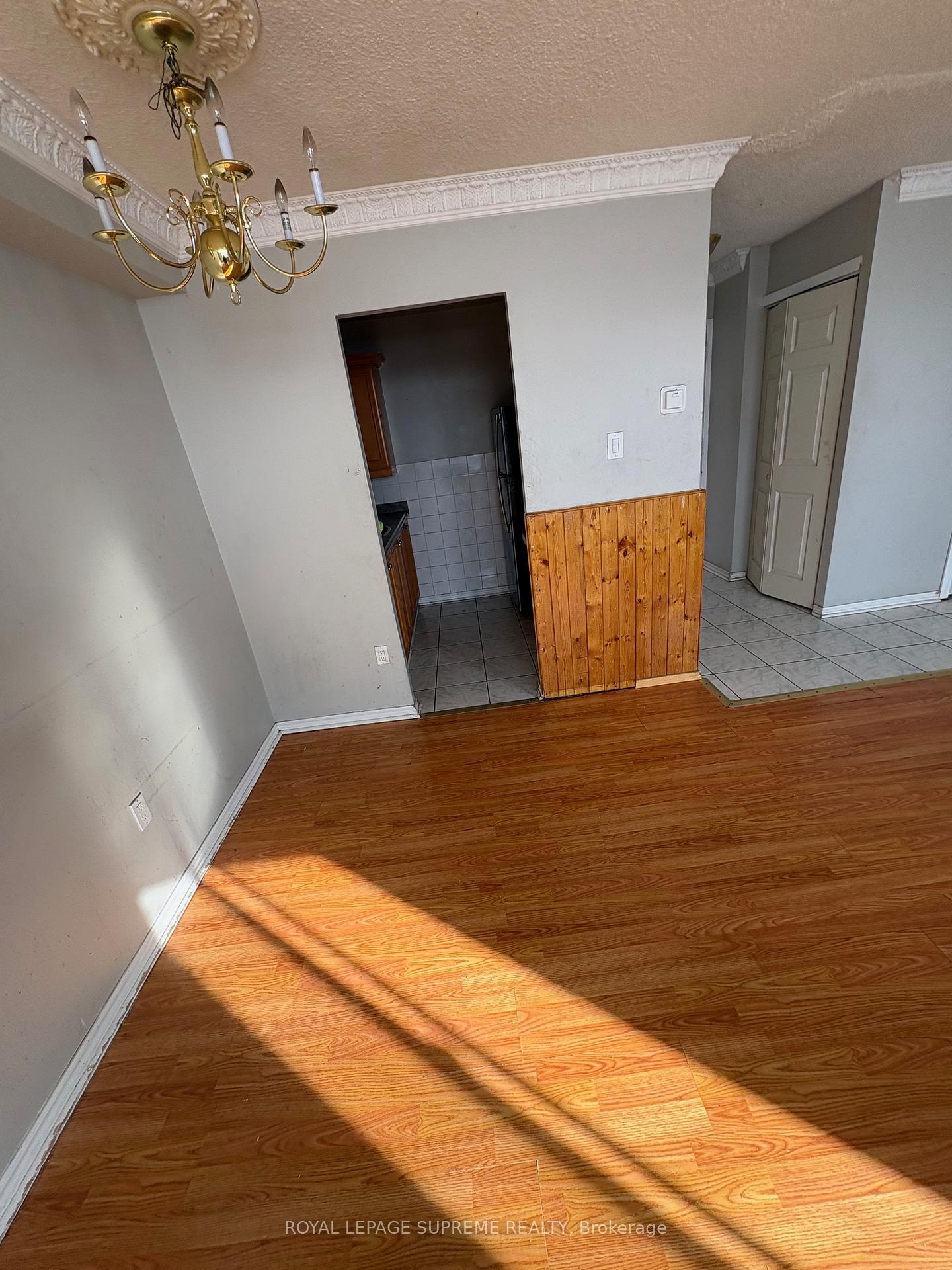 100 Lotherton Pathway 1215