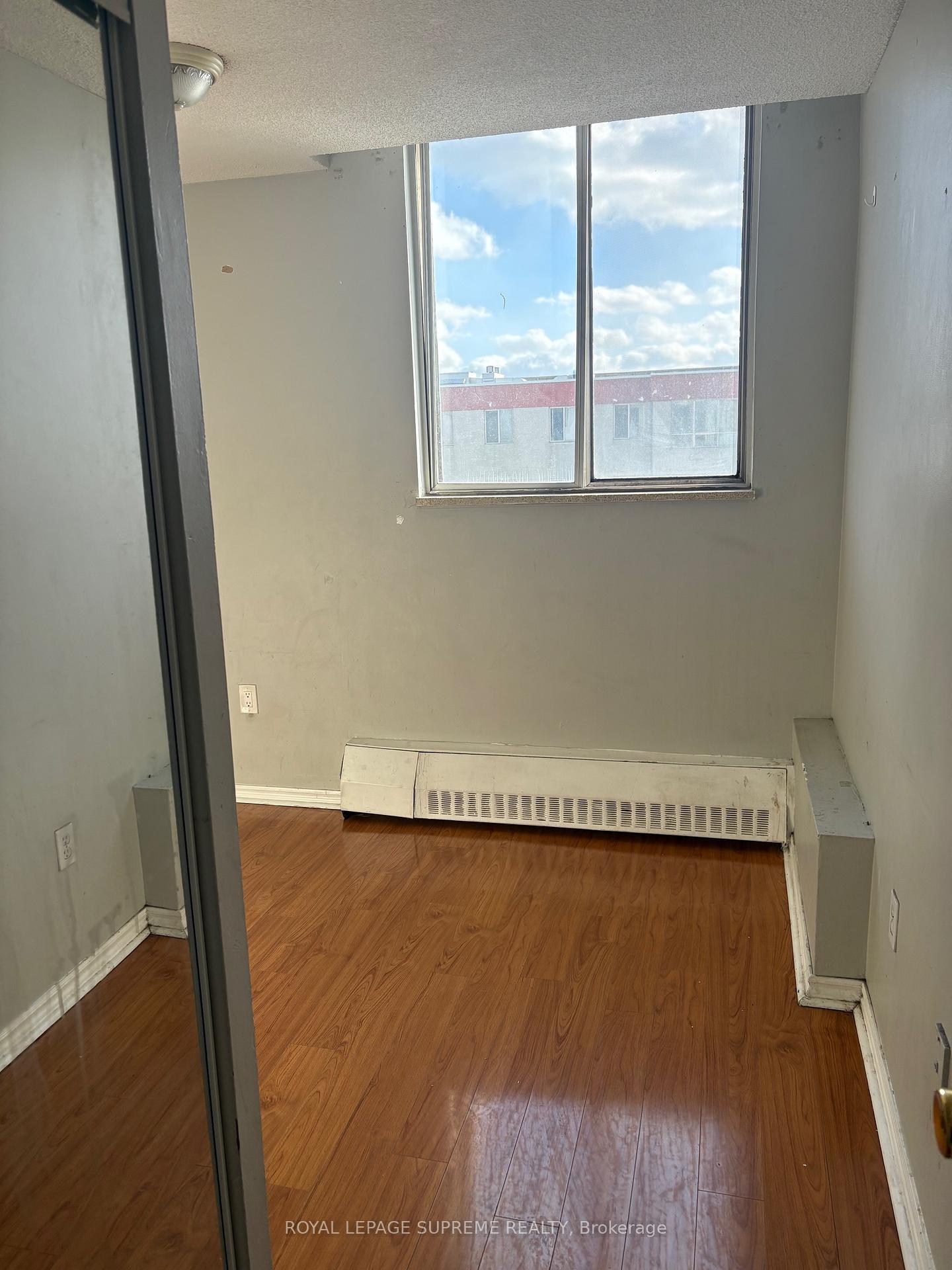 100 Lotherton Pathway 1215