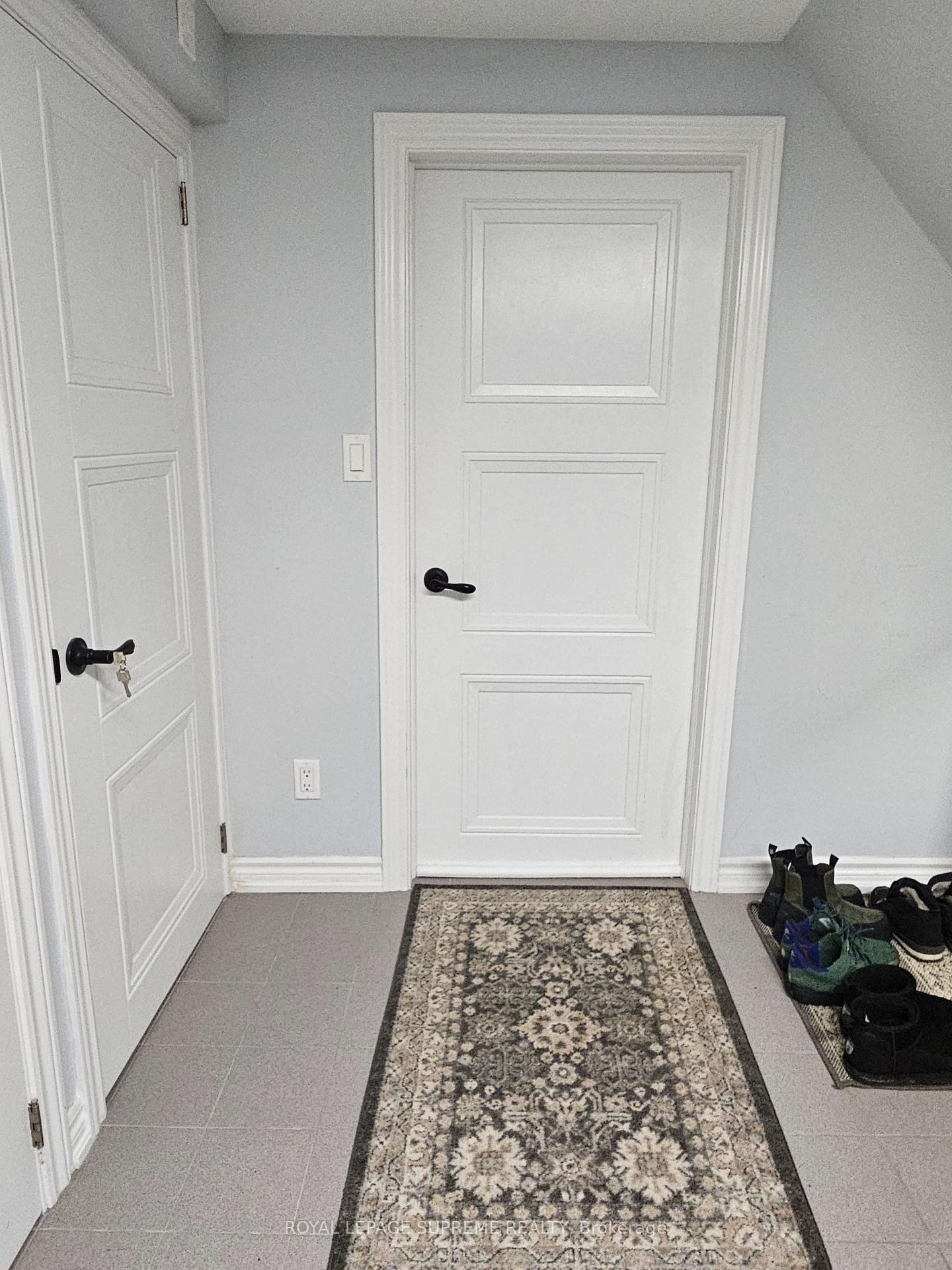 3489 Queenston Drive Basement apartment