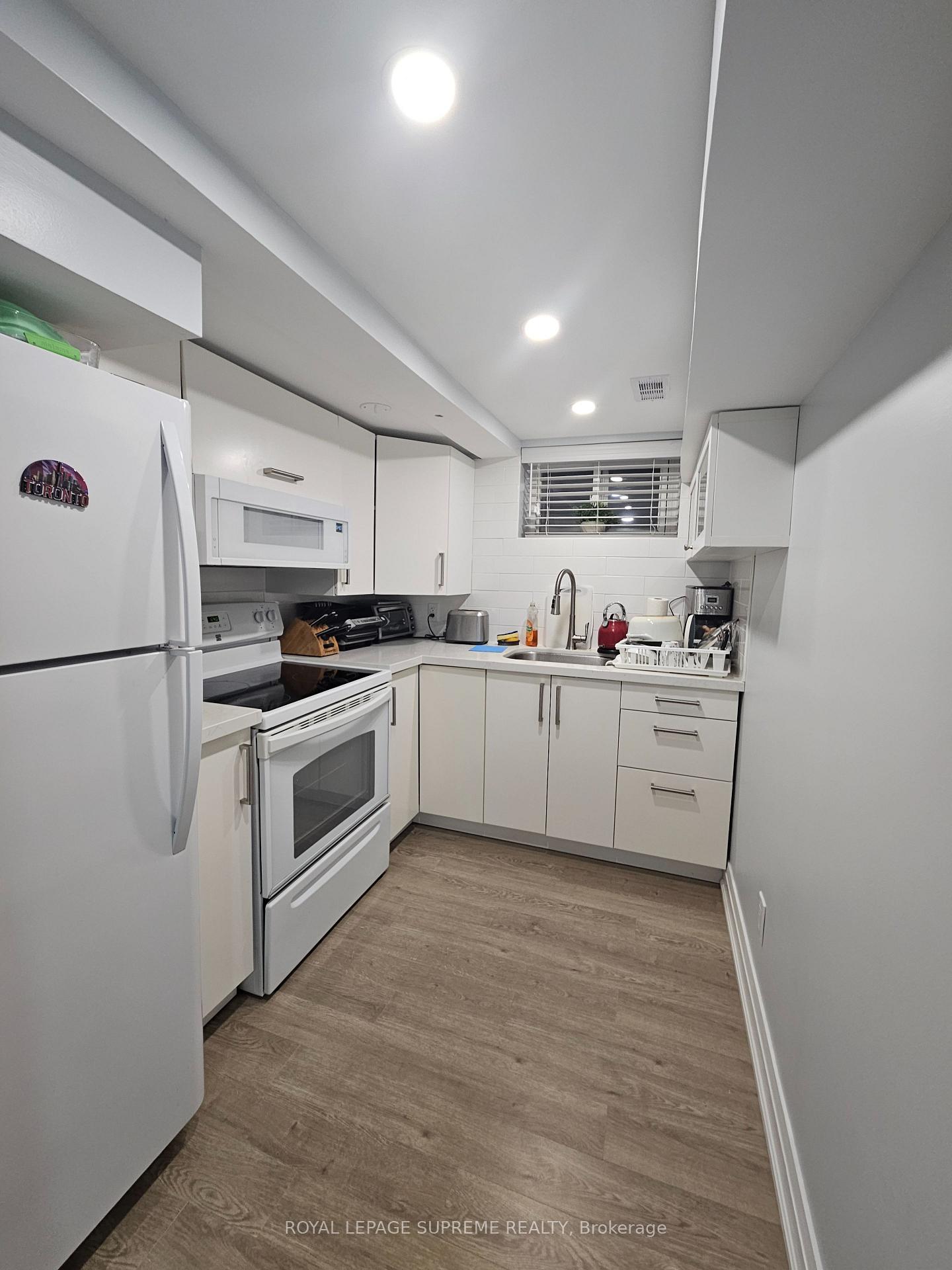 3489 Queenston Drive Basement apartment