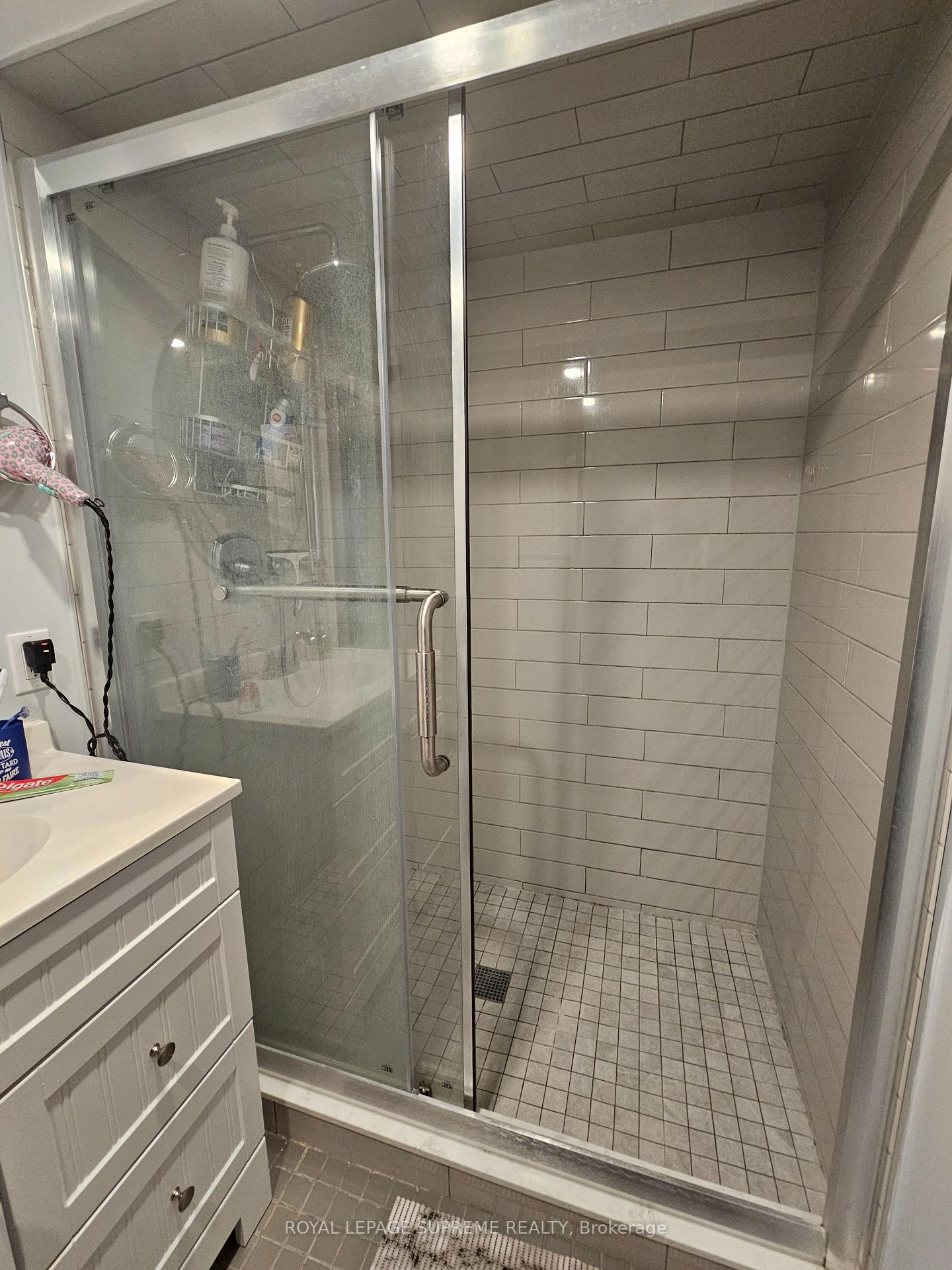 3489 Queenston Drive Basement apartment