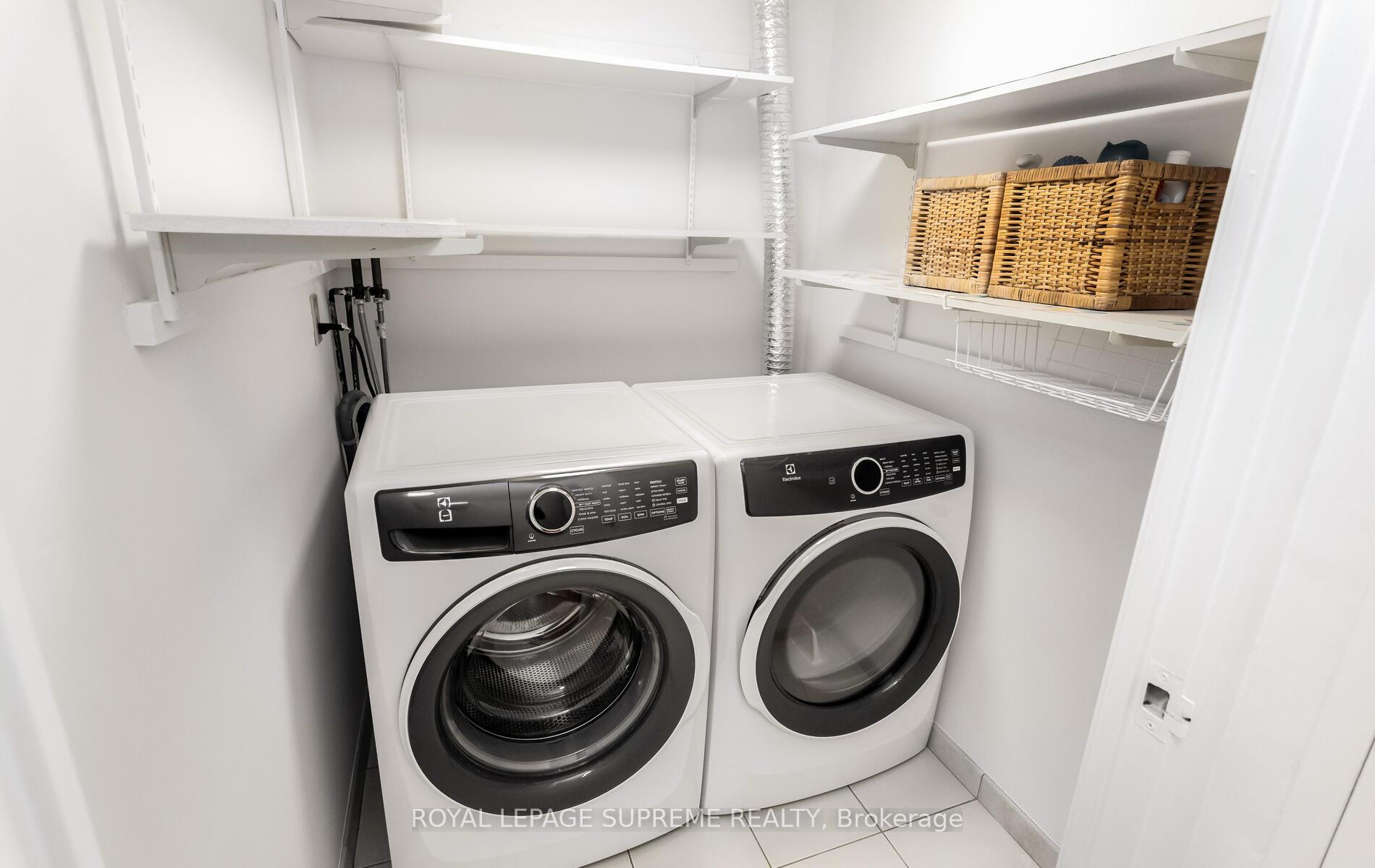 362 The East Mall Street 503