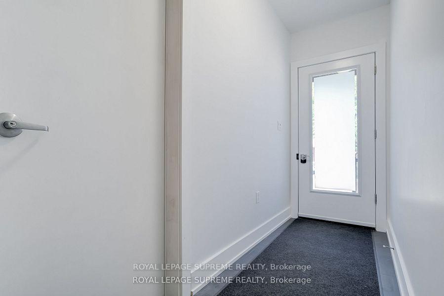 97 Bernice Crescent 3