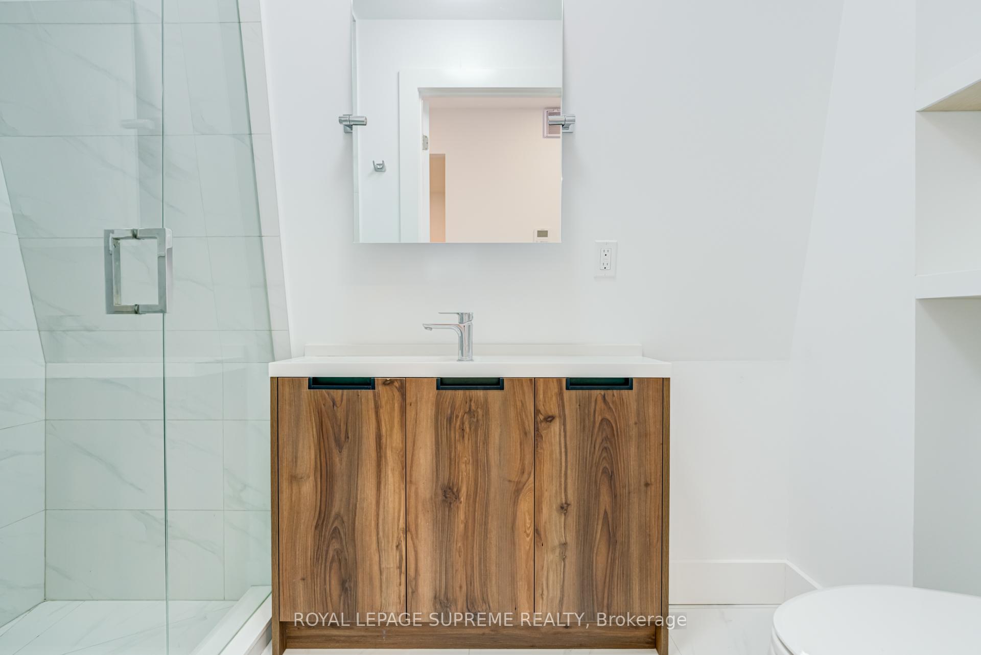 97 Bernice Crescent 3