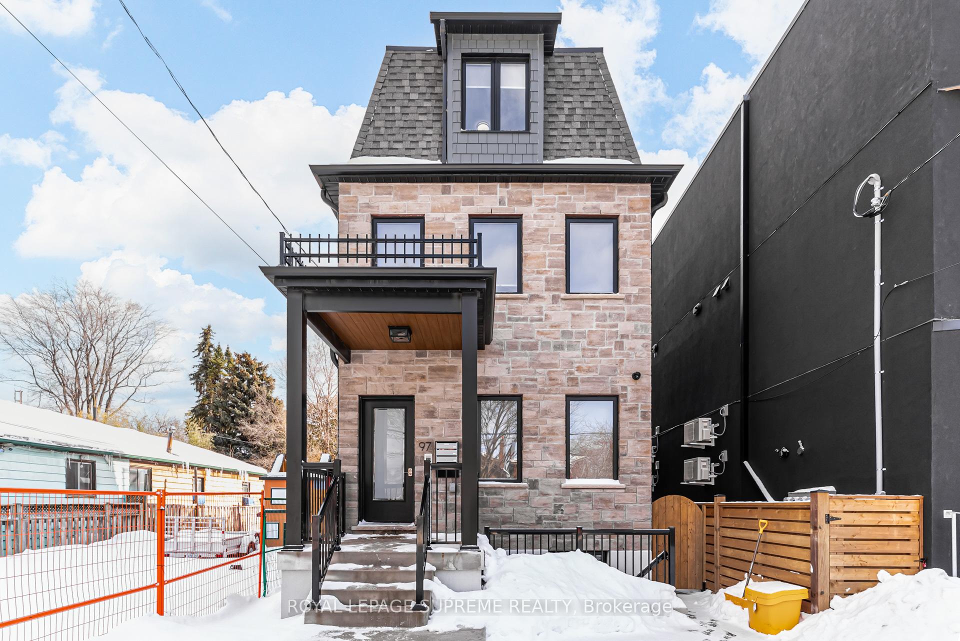 97 Bernice Crescent 3