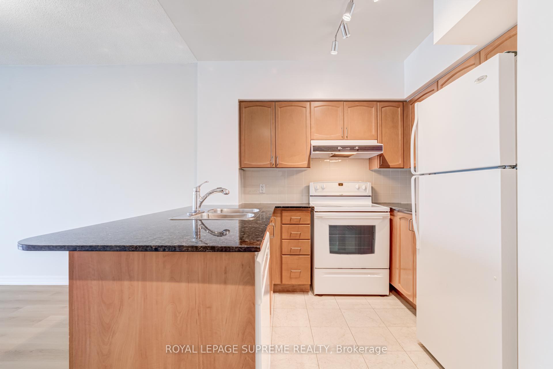 38 Fontenay Court 208