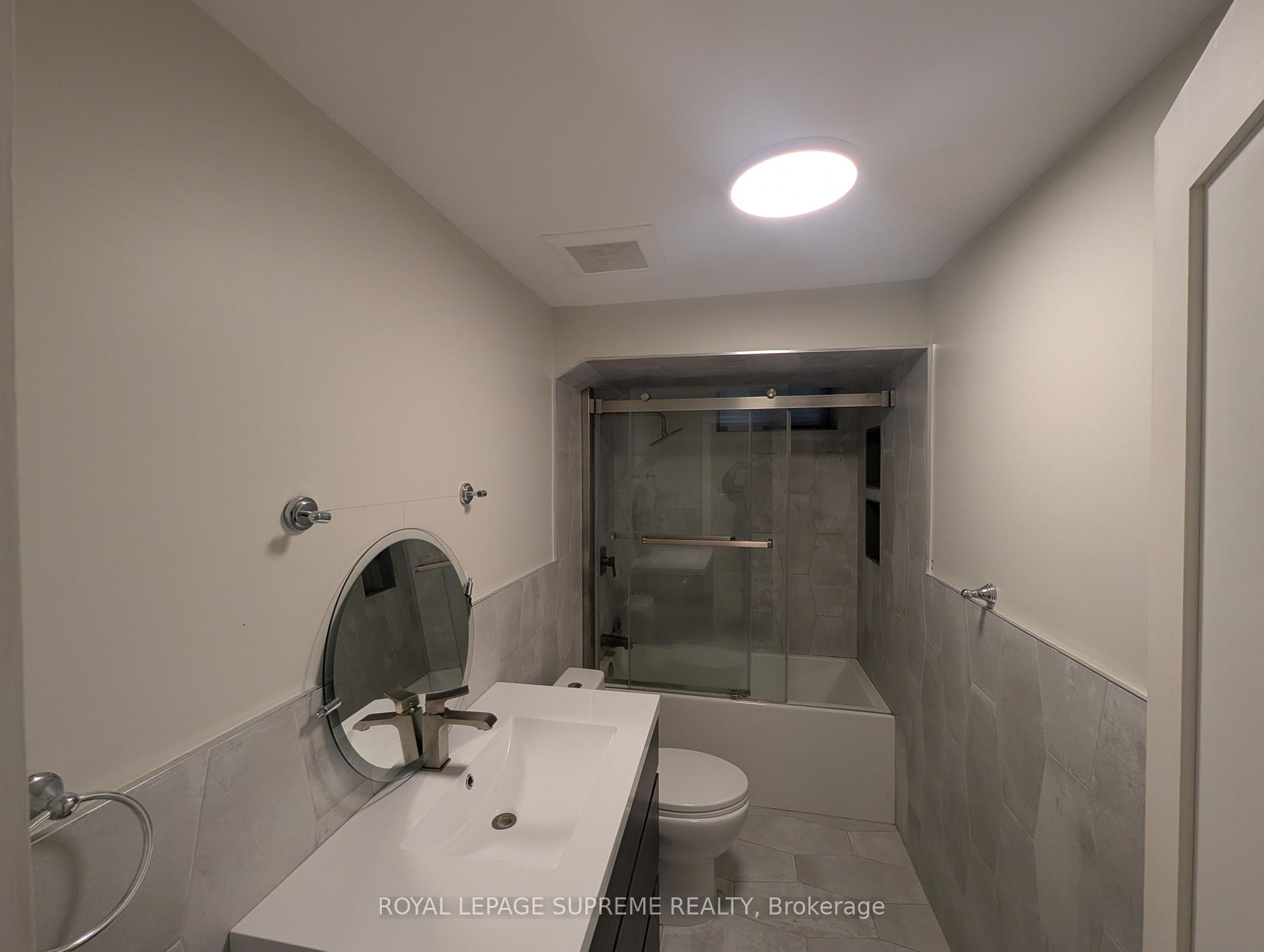 2132 Dundas Street Lower