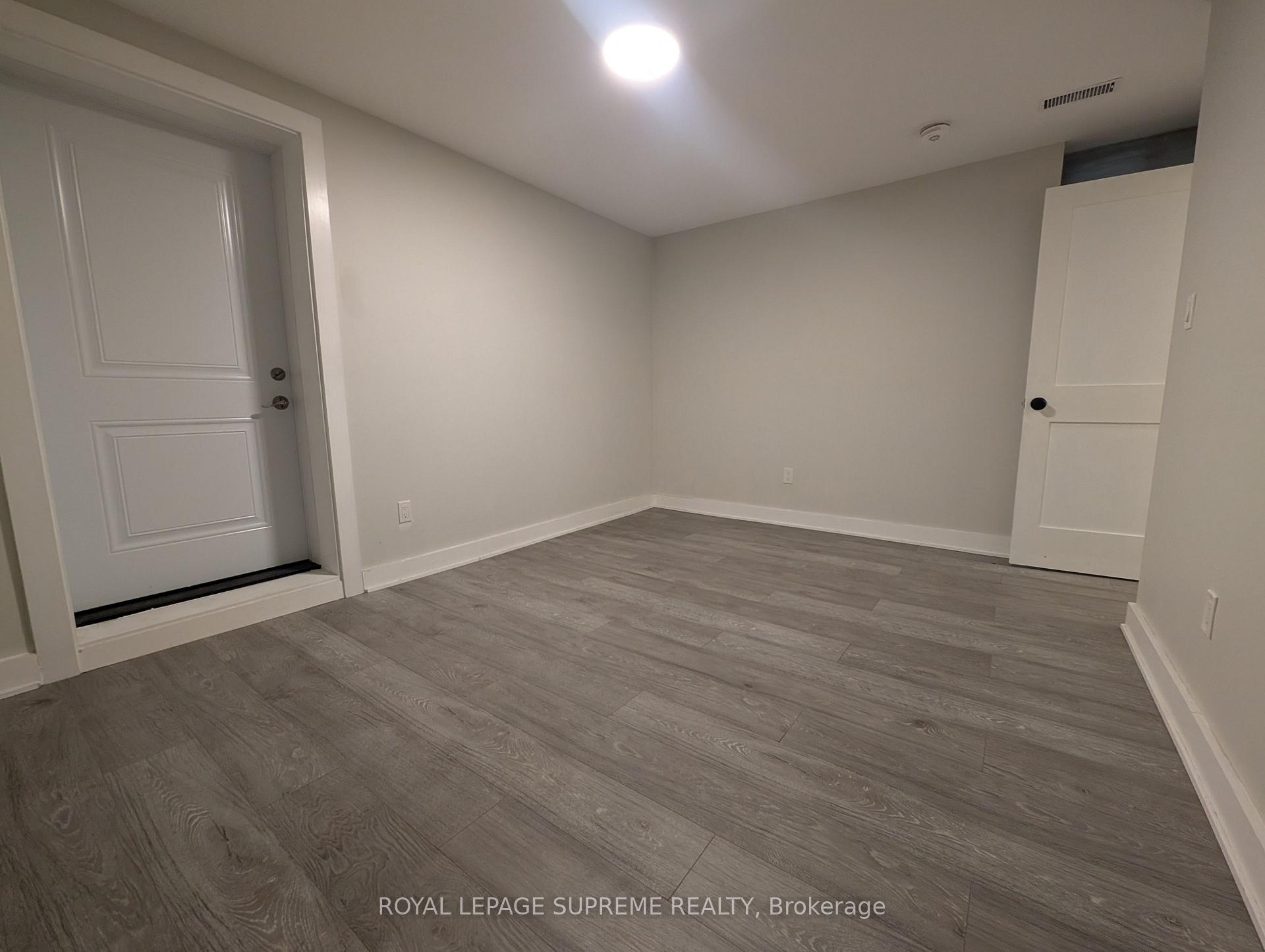 2132 Dundas Street Lower