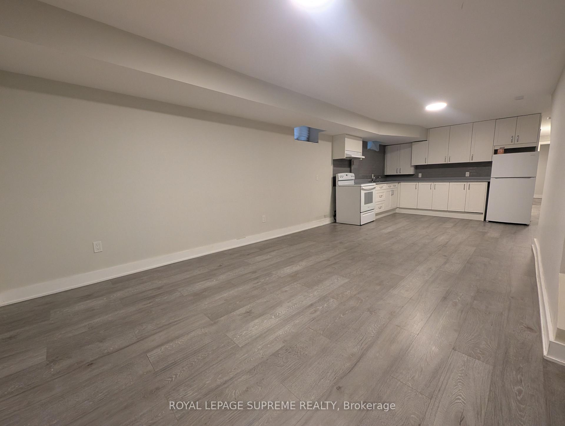 2132 Dundas Street Lower