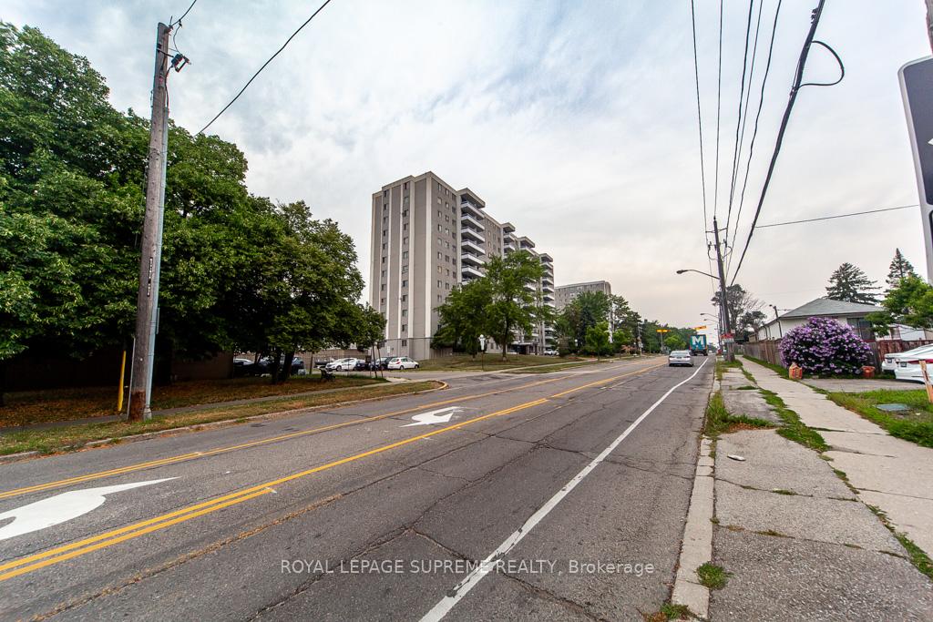 940 Caledonia Road 908