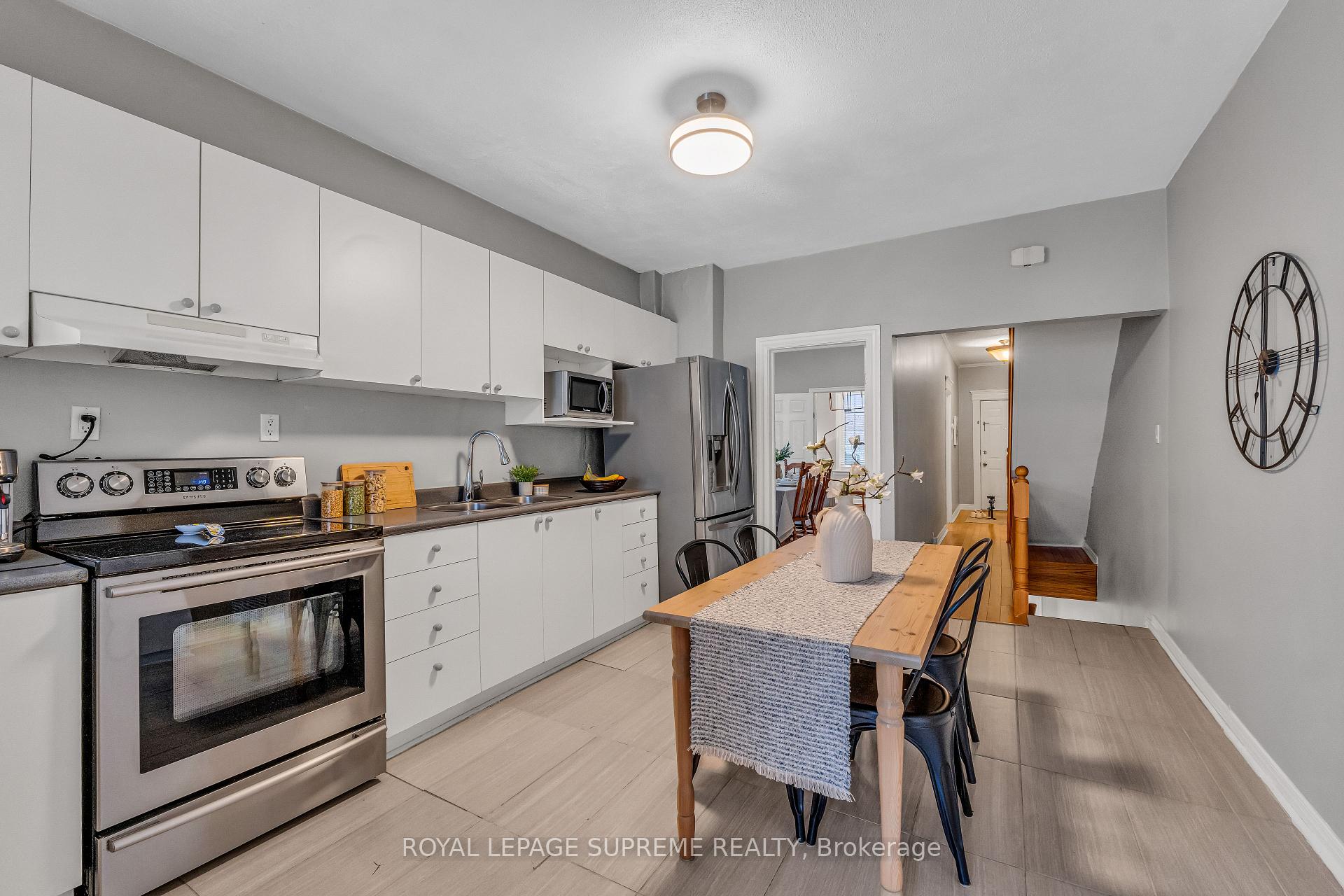 121 Millicent Street