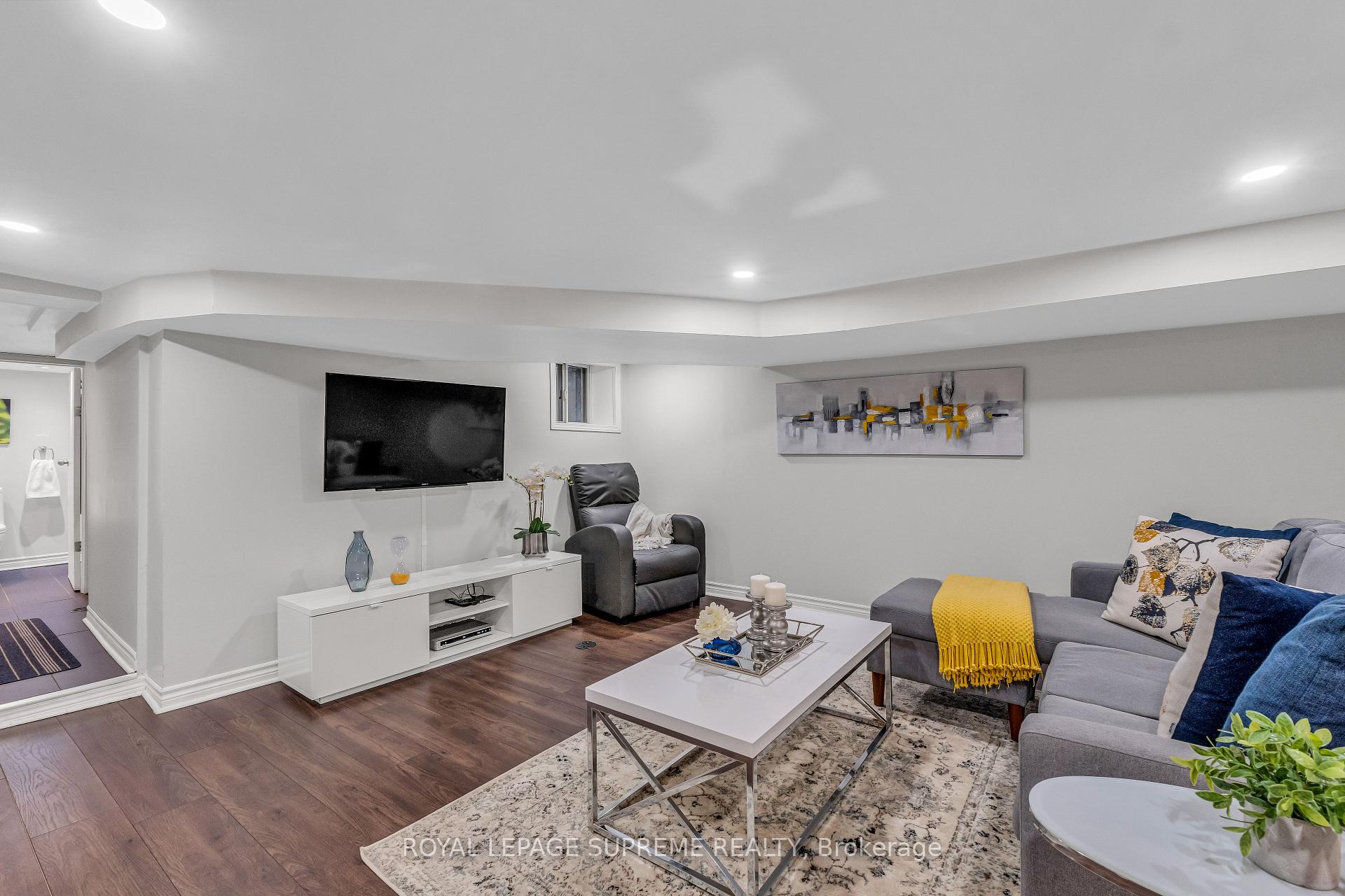 121 Millicent Street