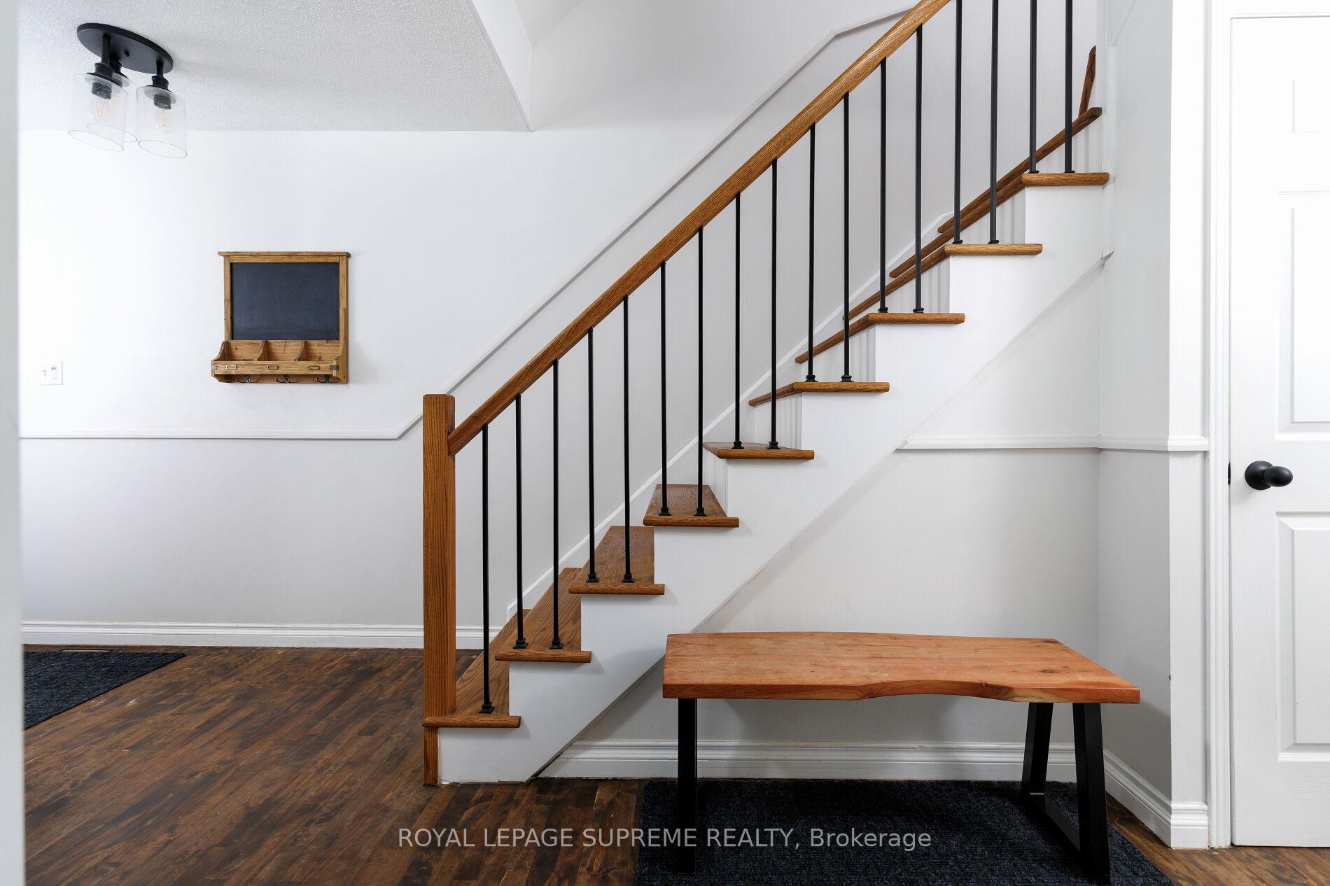 6950 Tenth Line W 23