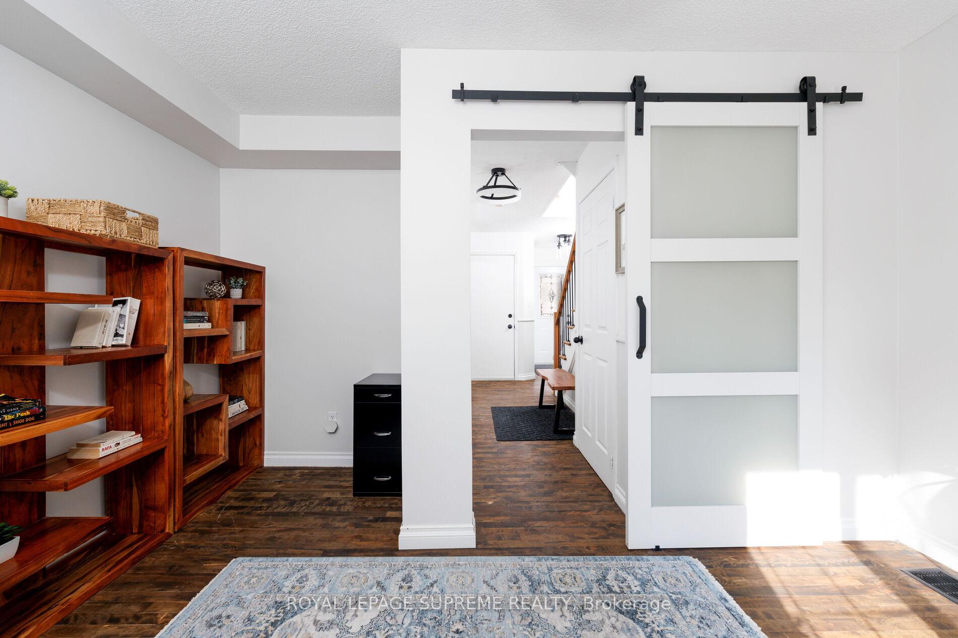 6950 Tenth Line W 23