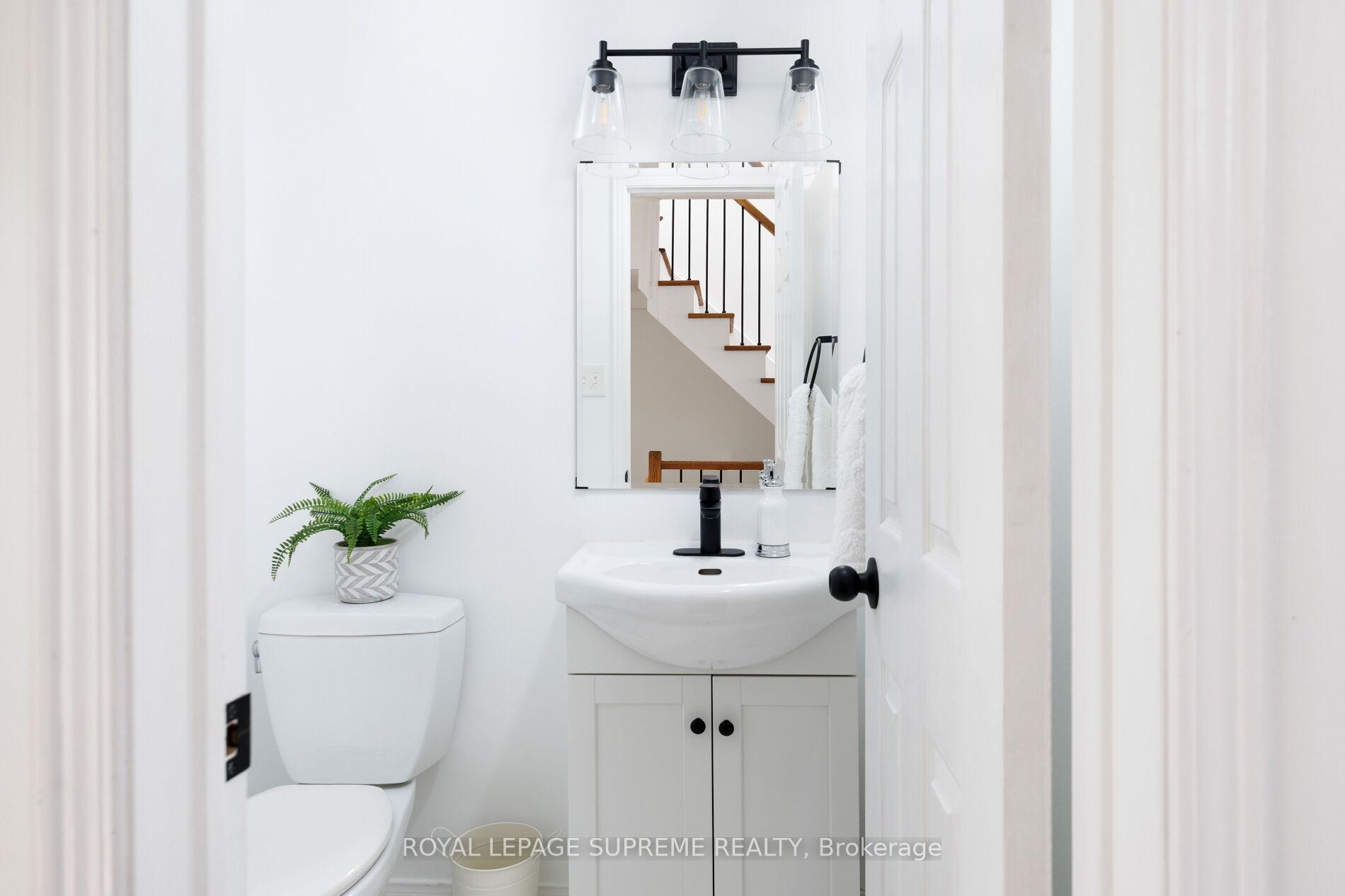 6950 Tenth Line W 23