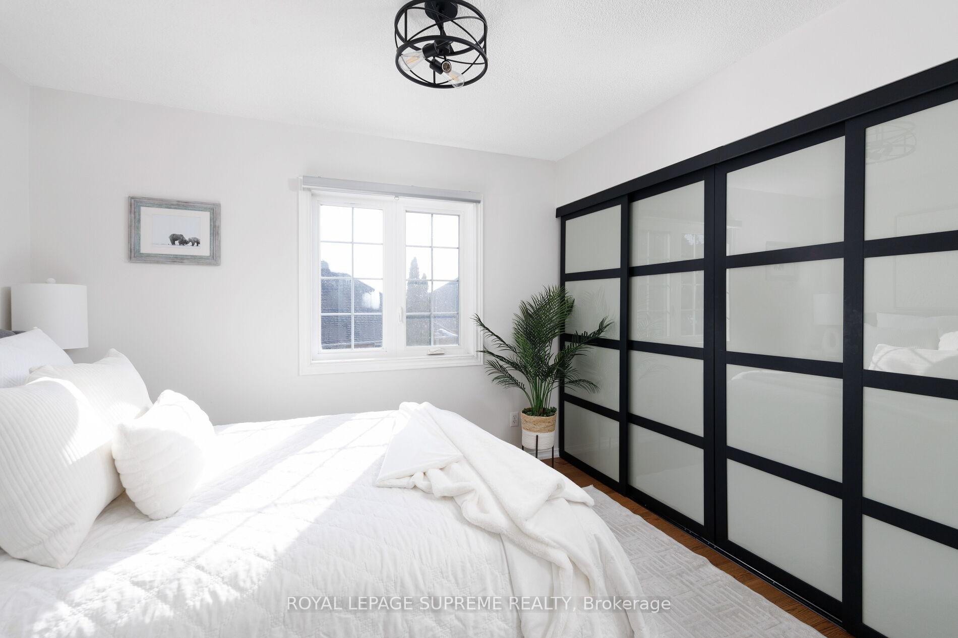 6950 Tenth Line W 23