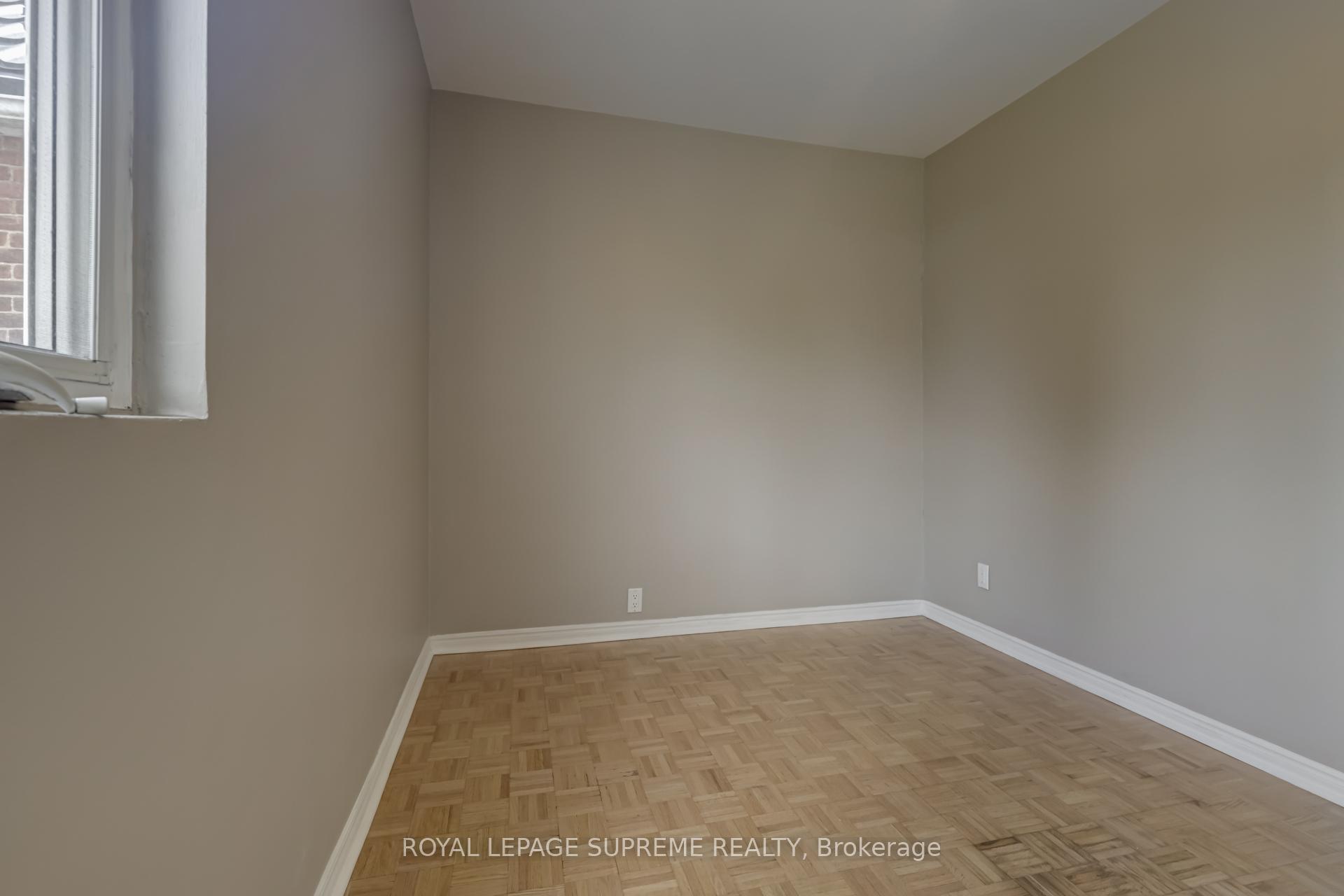 367 Westmoreland Avenue N Main