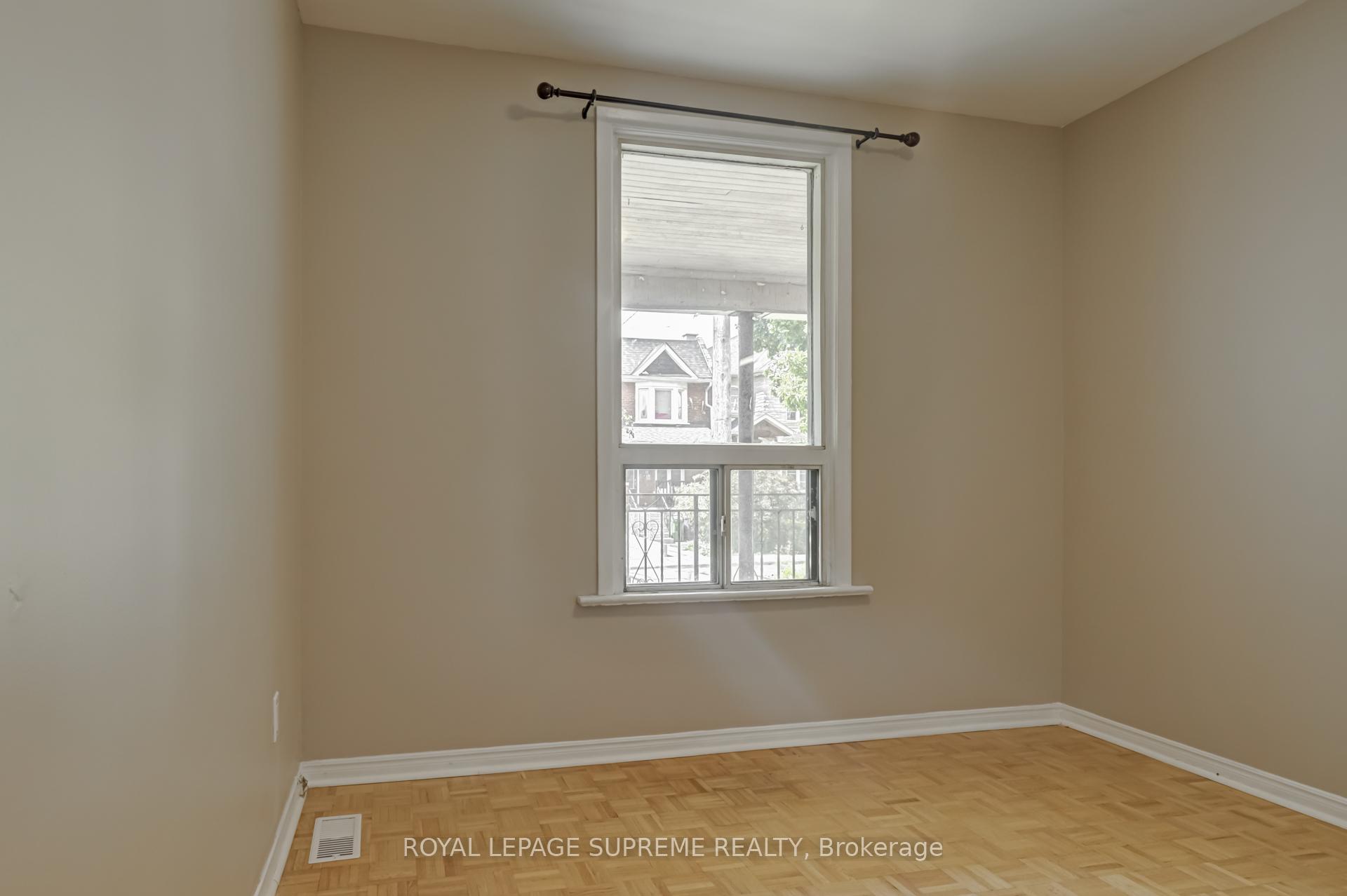 367 Westmoreland Avenue N Main