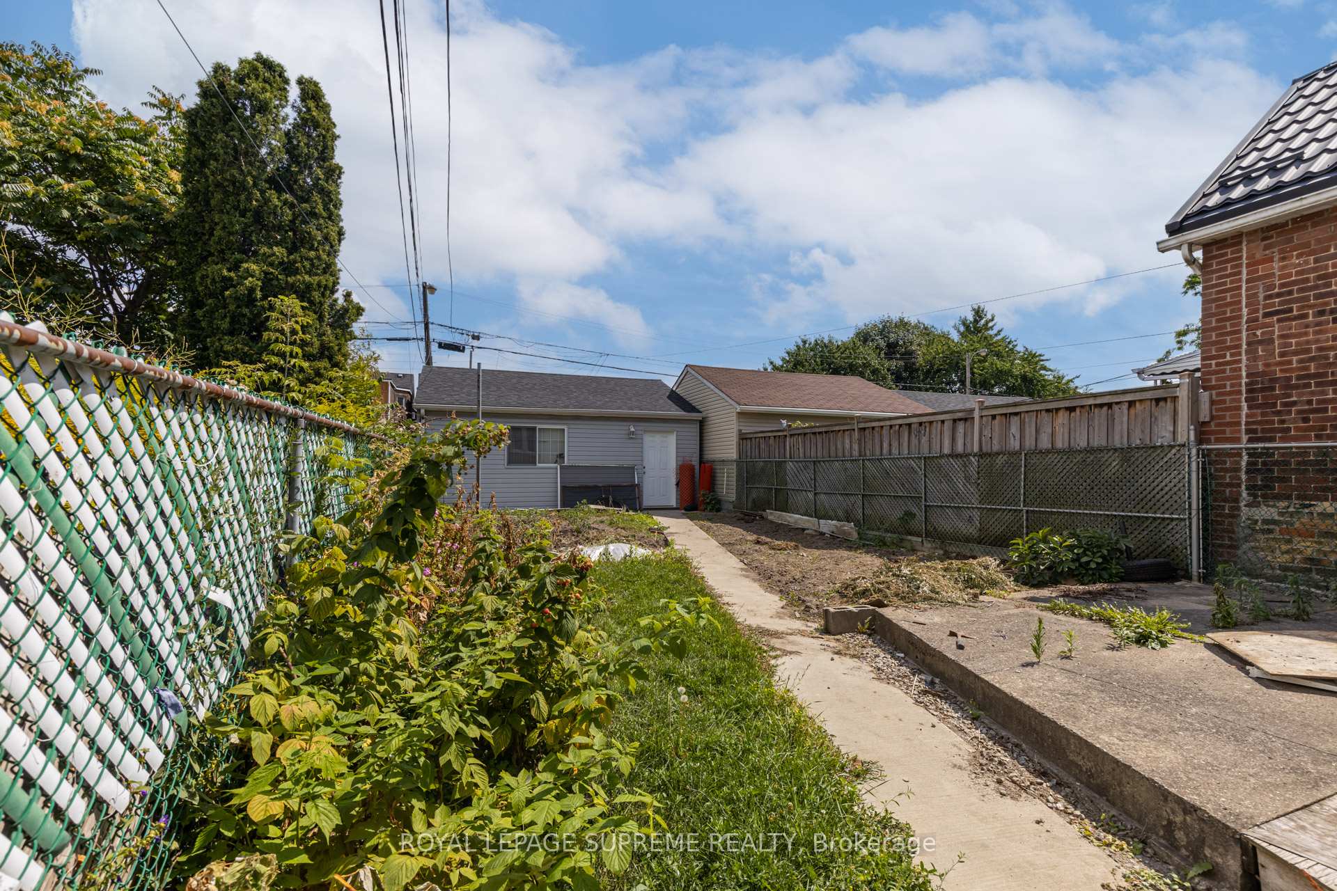 367 Westmoreland Avenue N Main