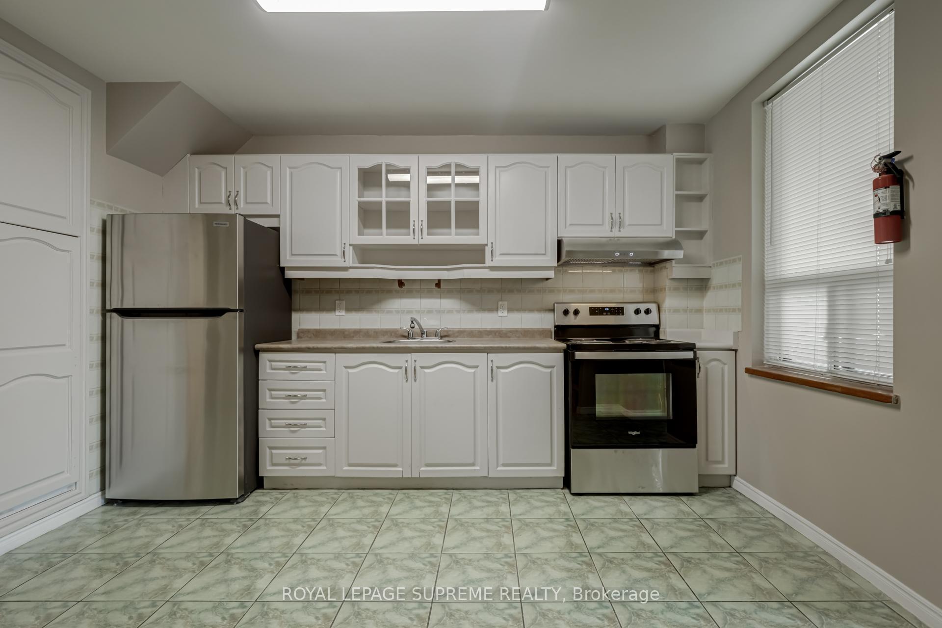 367 Westmoreland Avenue N Main