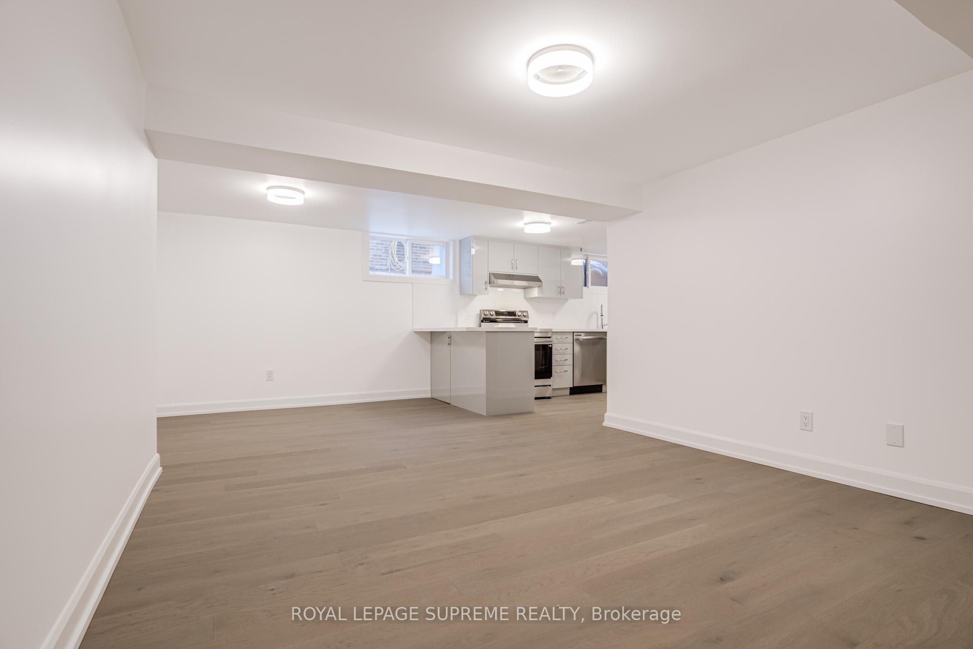 21 Featherwood Place Lower