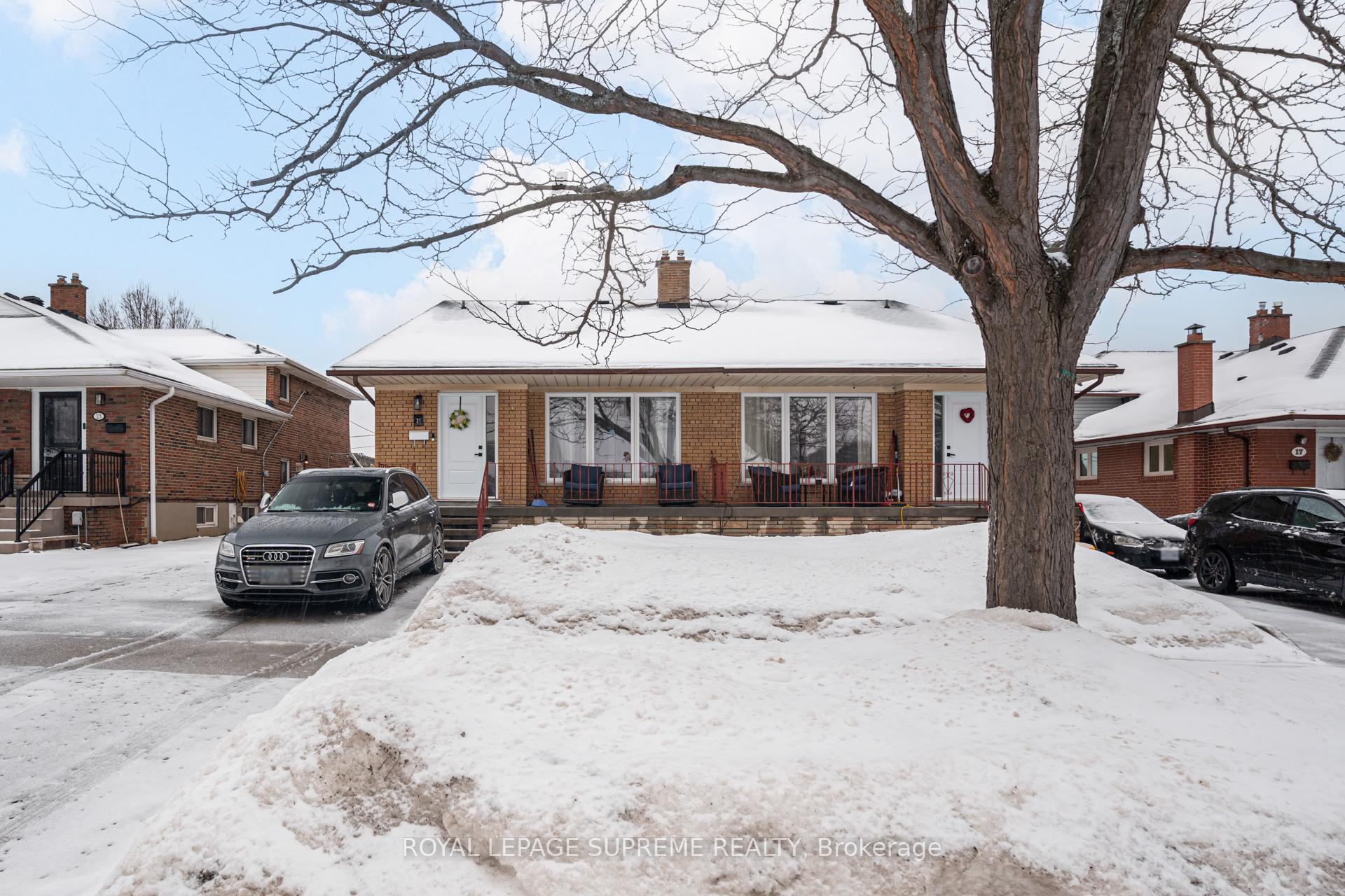 21 Featherwood Place Lower