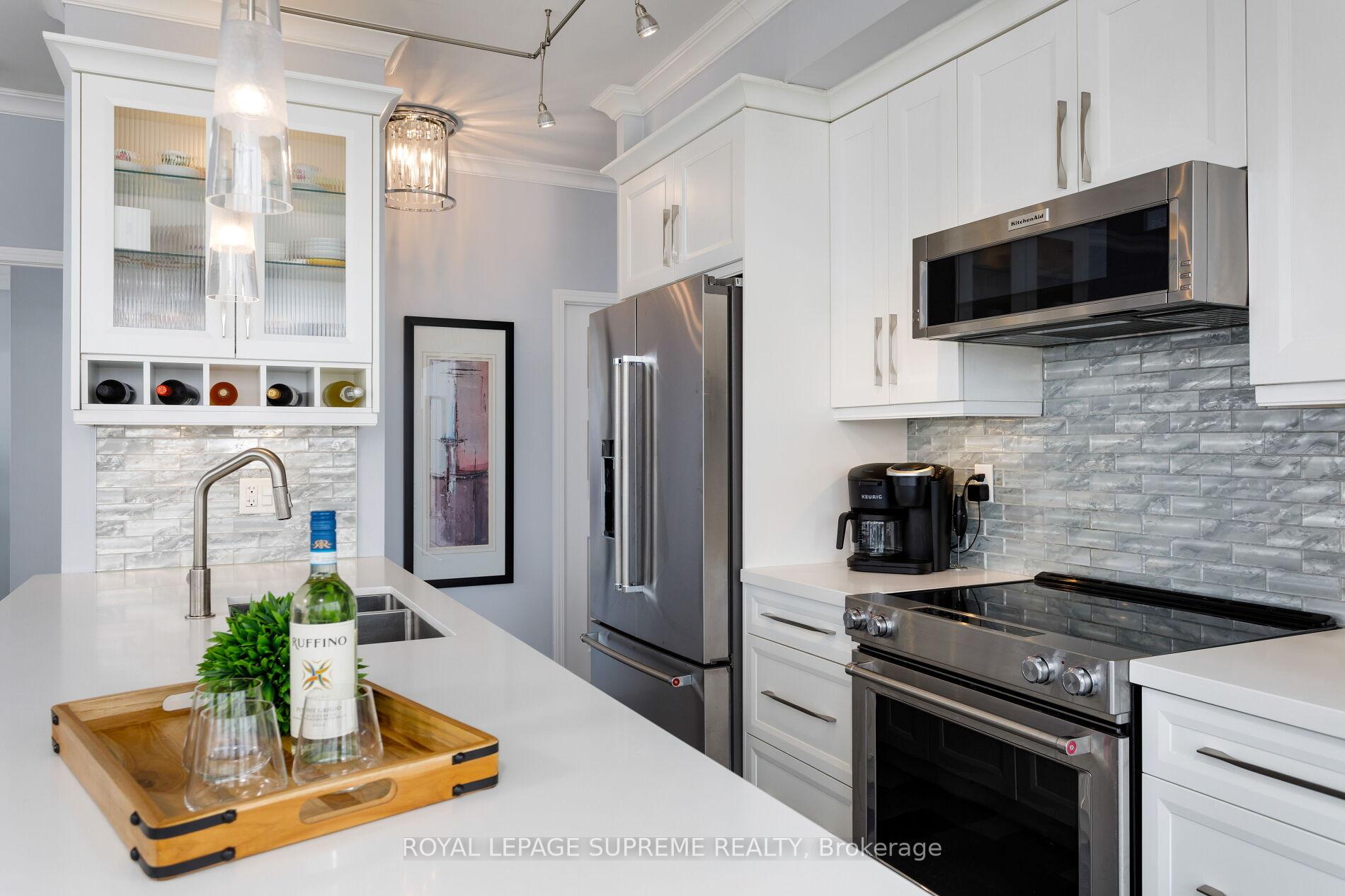 15 Windermere Avenue 1205