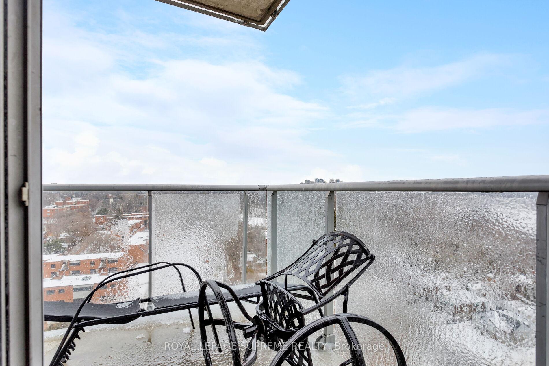 15 Windermere Avenue 1205