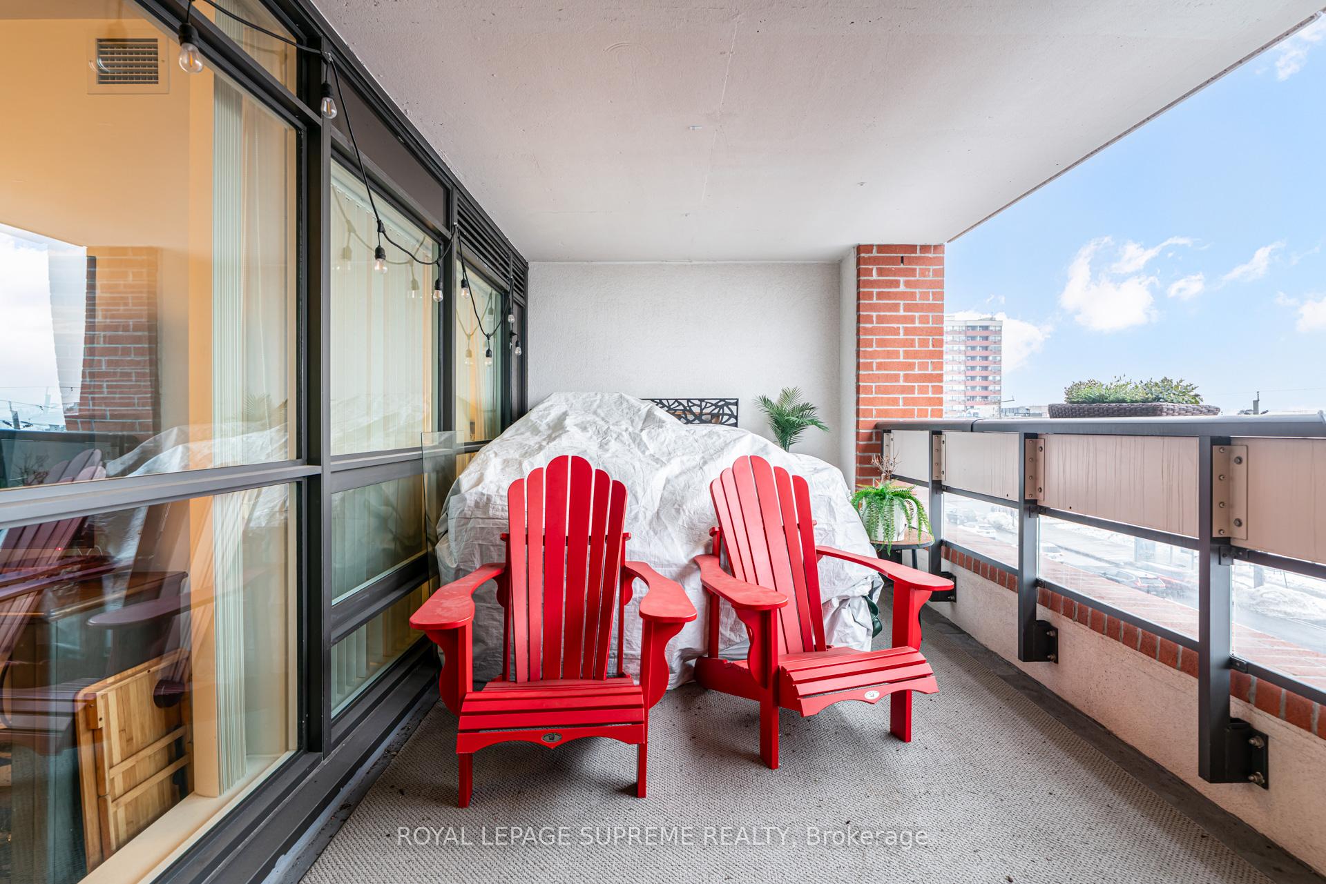 830 W Lawrence Avenue W 307