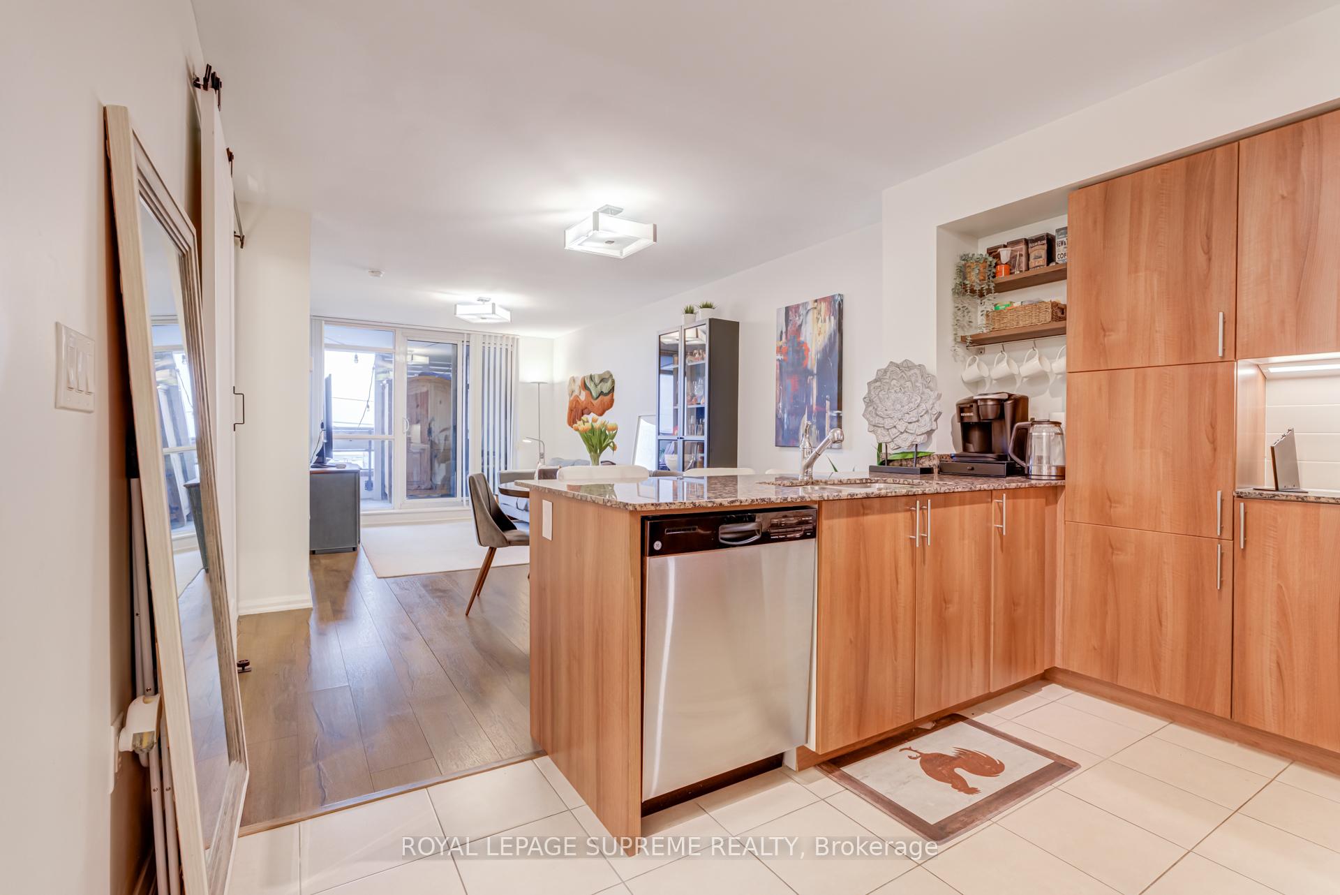 830 W Lawrence Avenue W 307