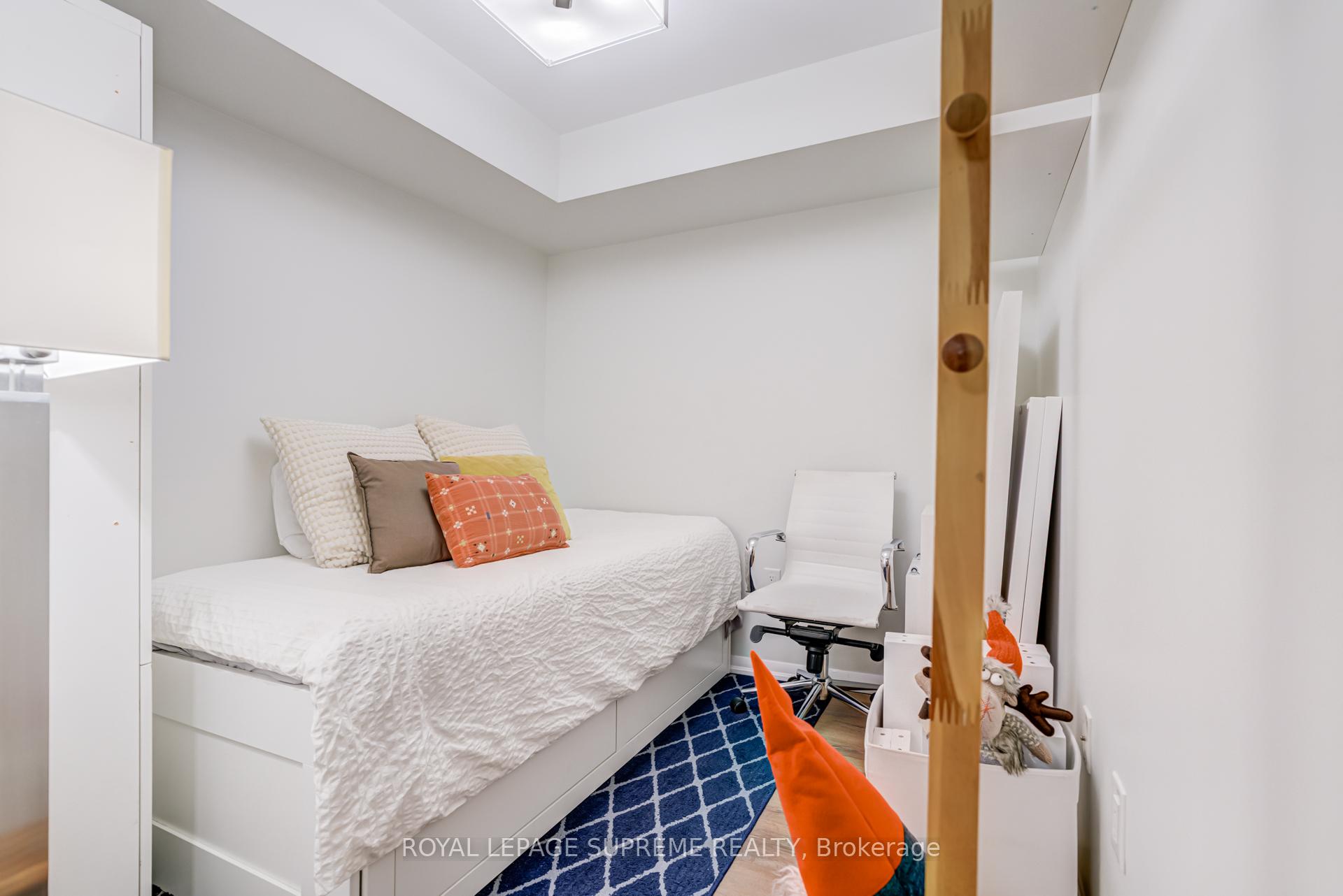 830 W Lawrence Avenue W 307