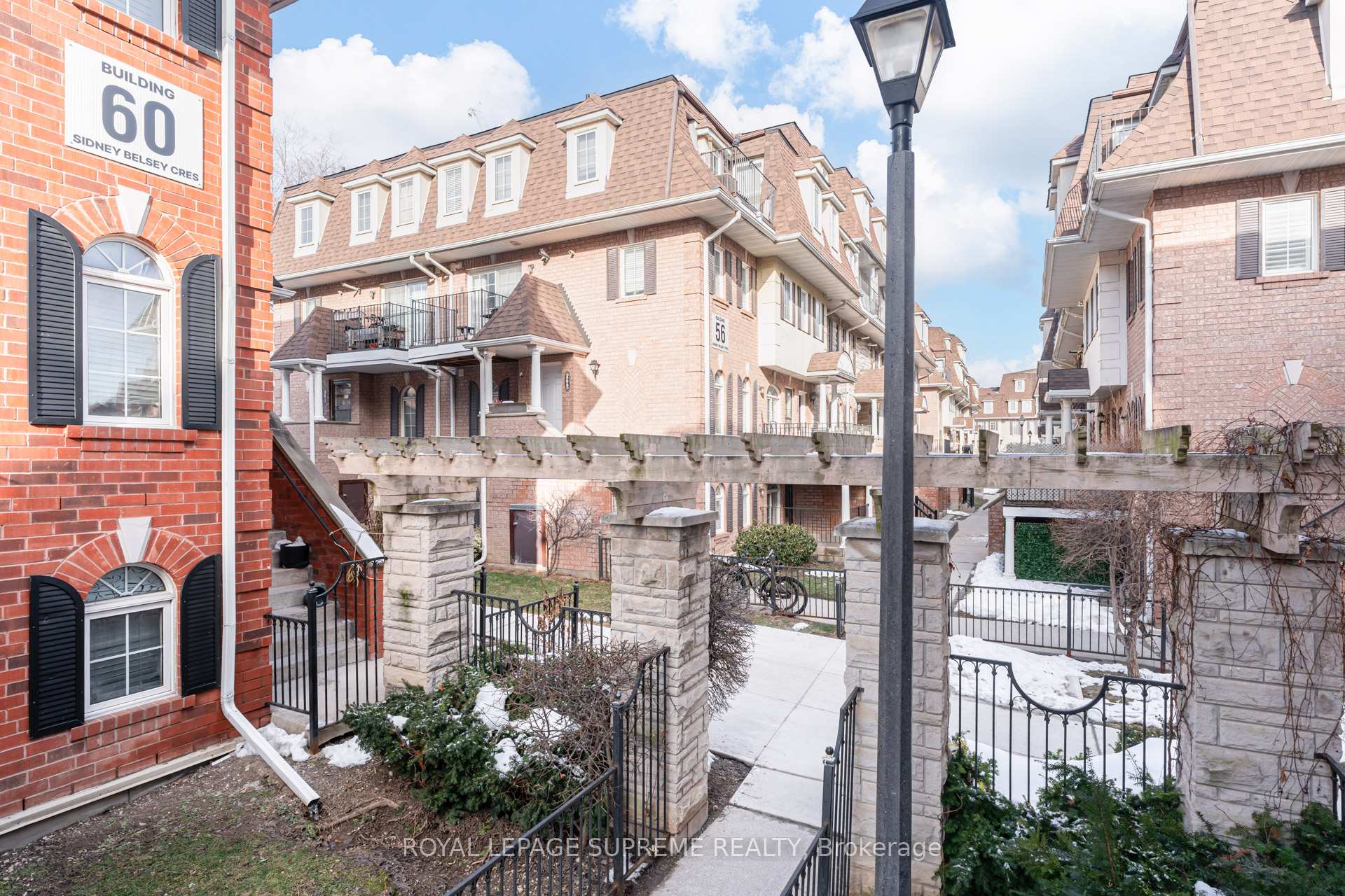 62 Sidney Belsey Crescent 202