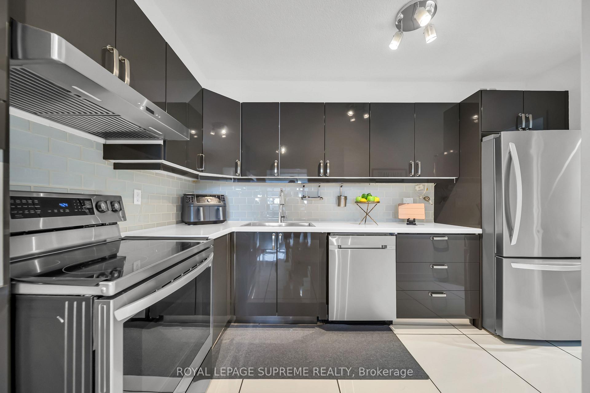 75 Emmett Avenue 910