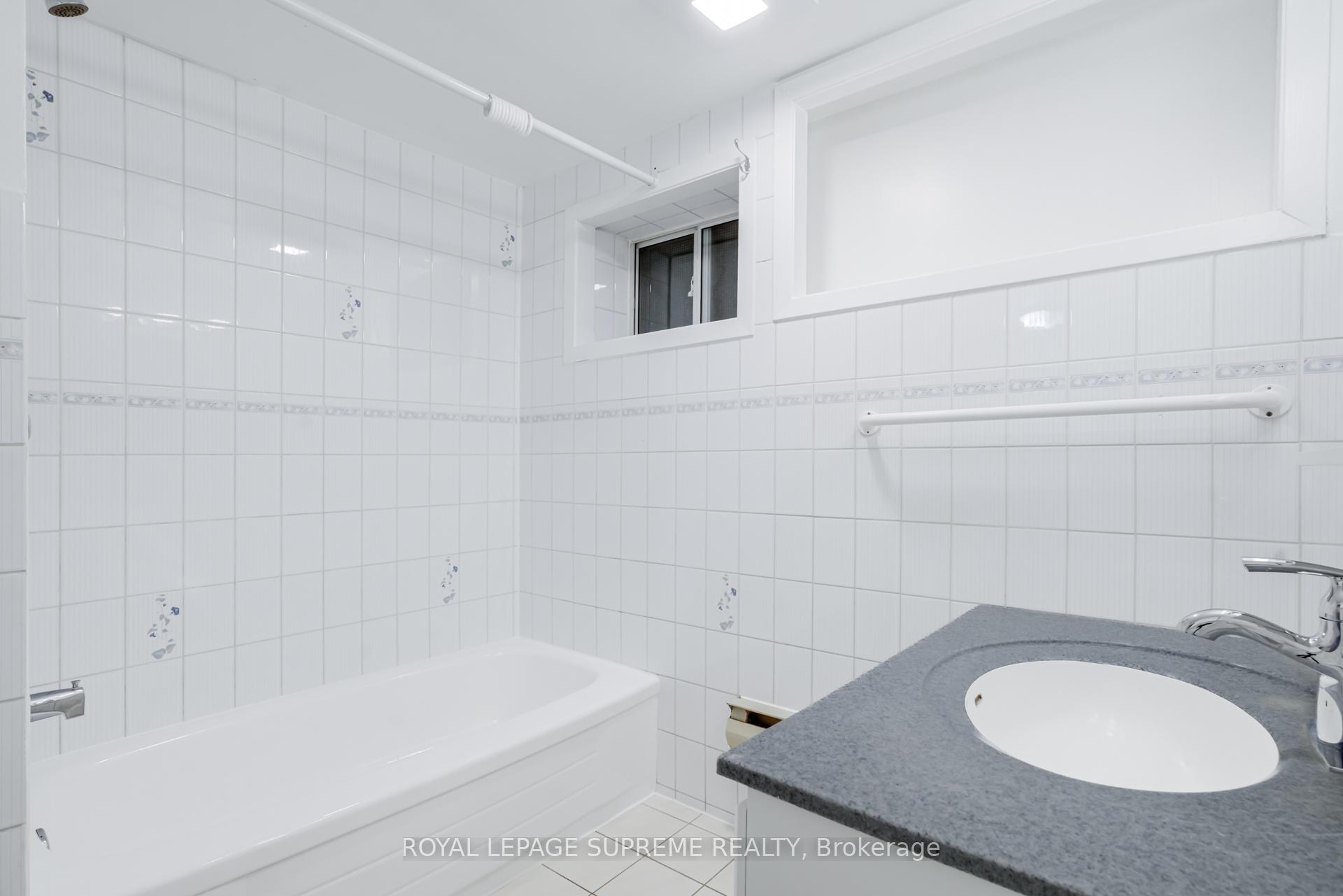 224 Christie Street Lower