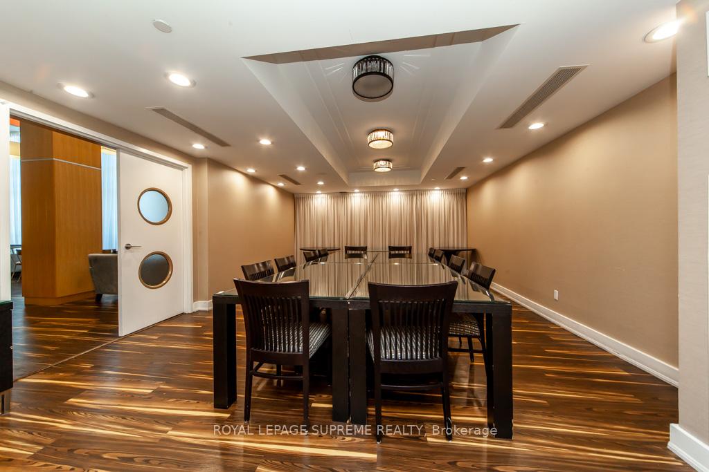 185 Legion Road N 803