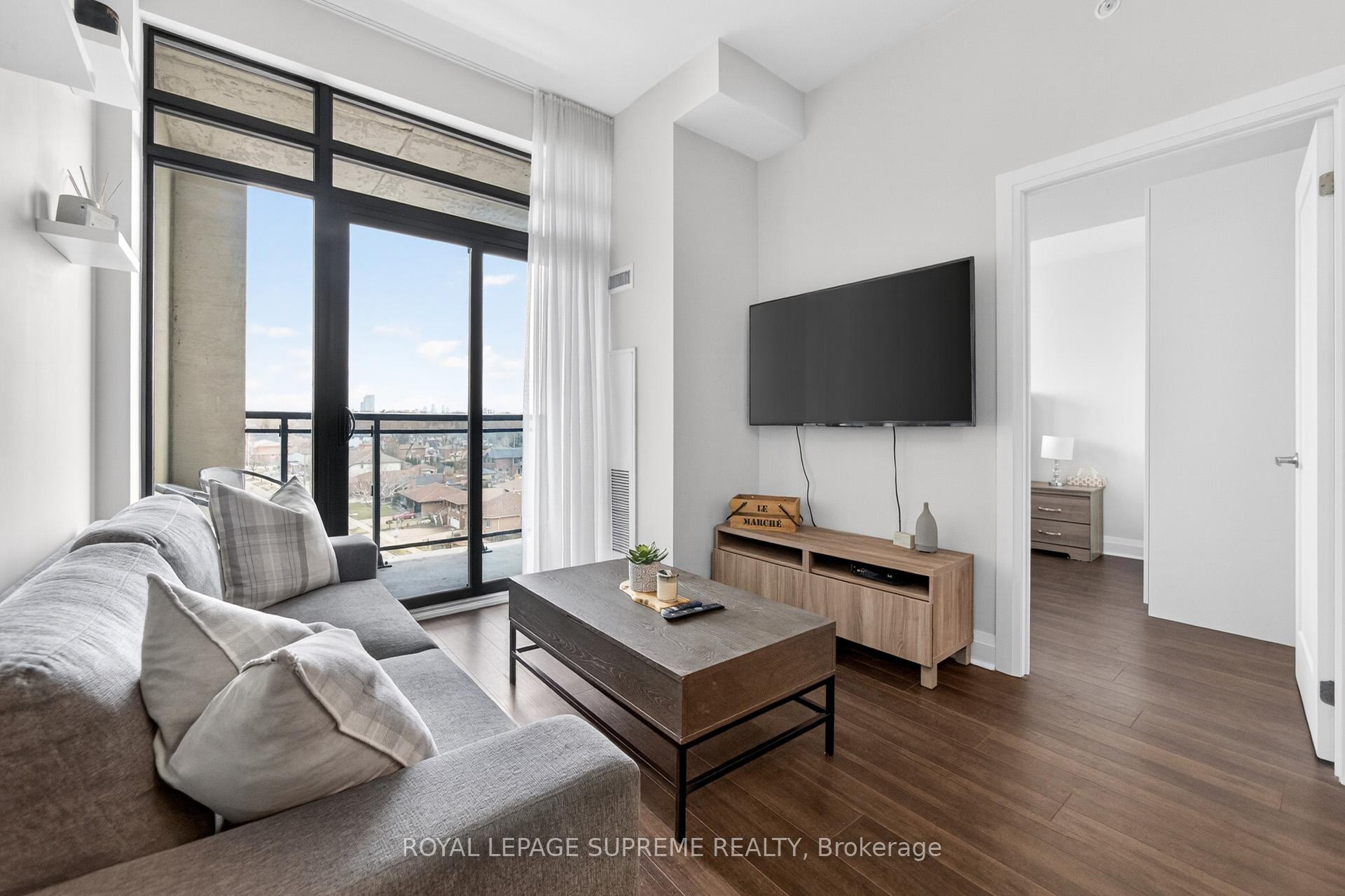 2522 Keele Street 714