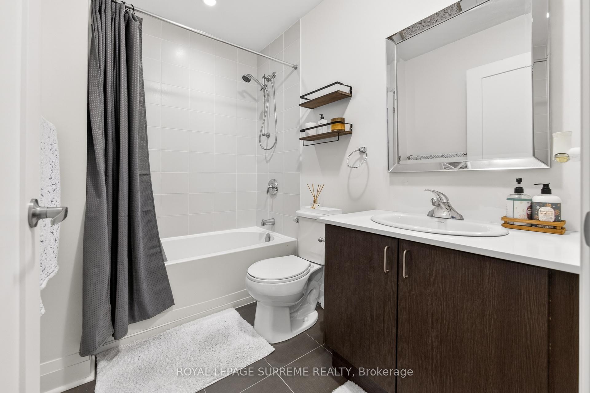 2522 Keele Street 714